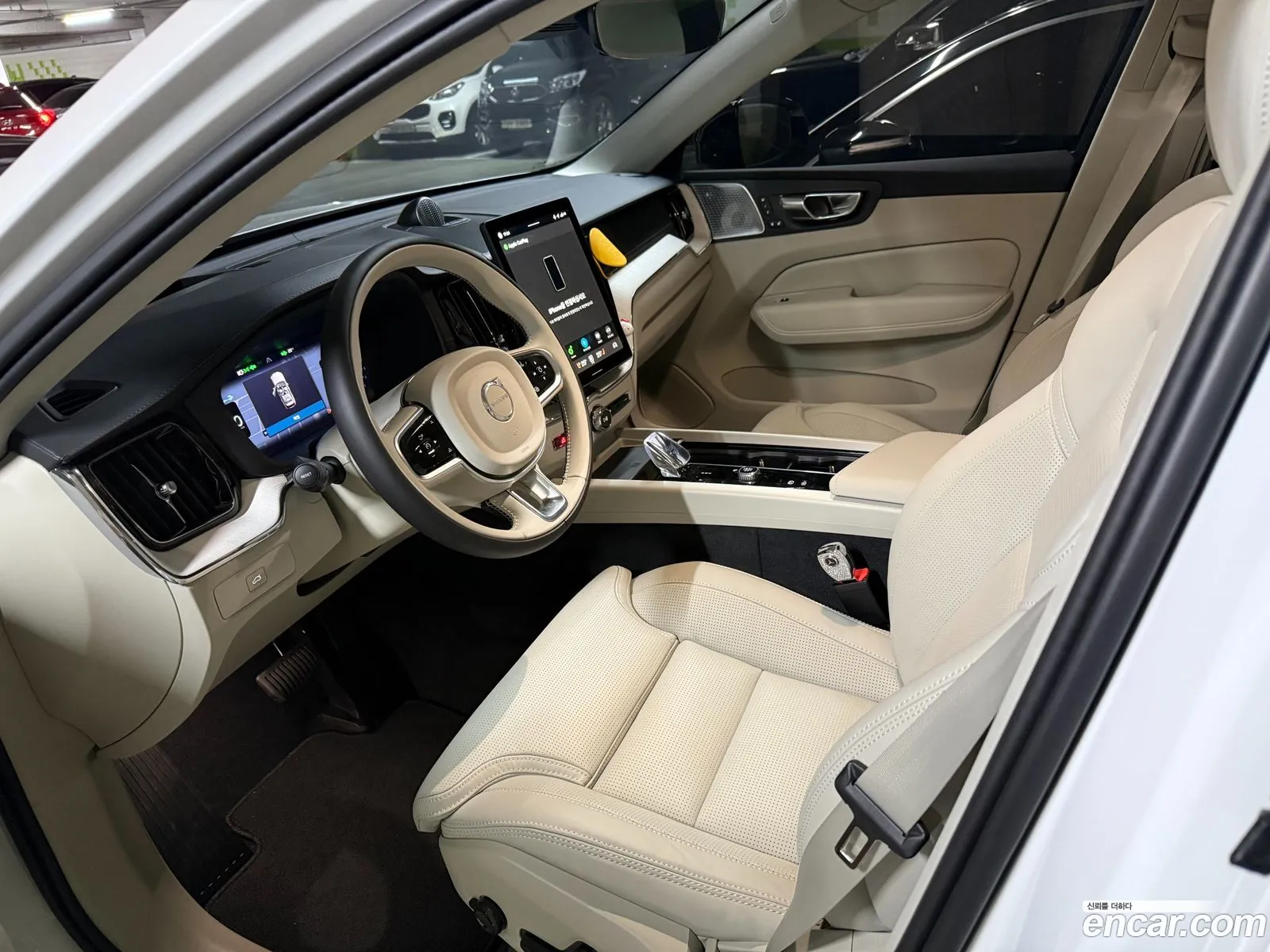 Volvo XC60 2025 — 9