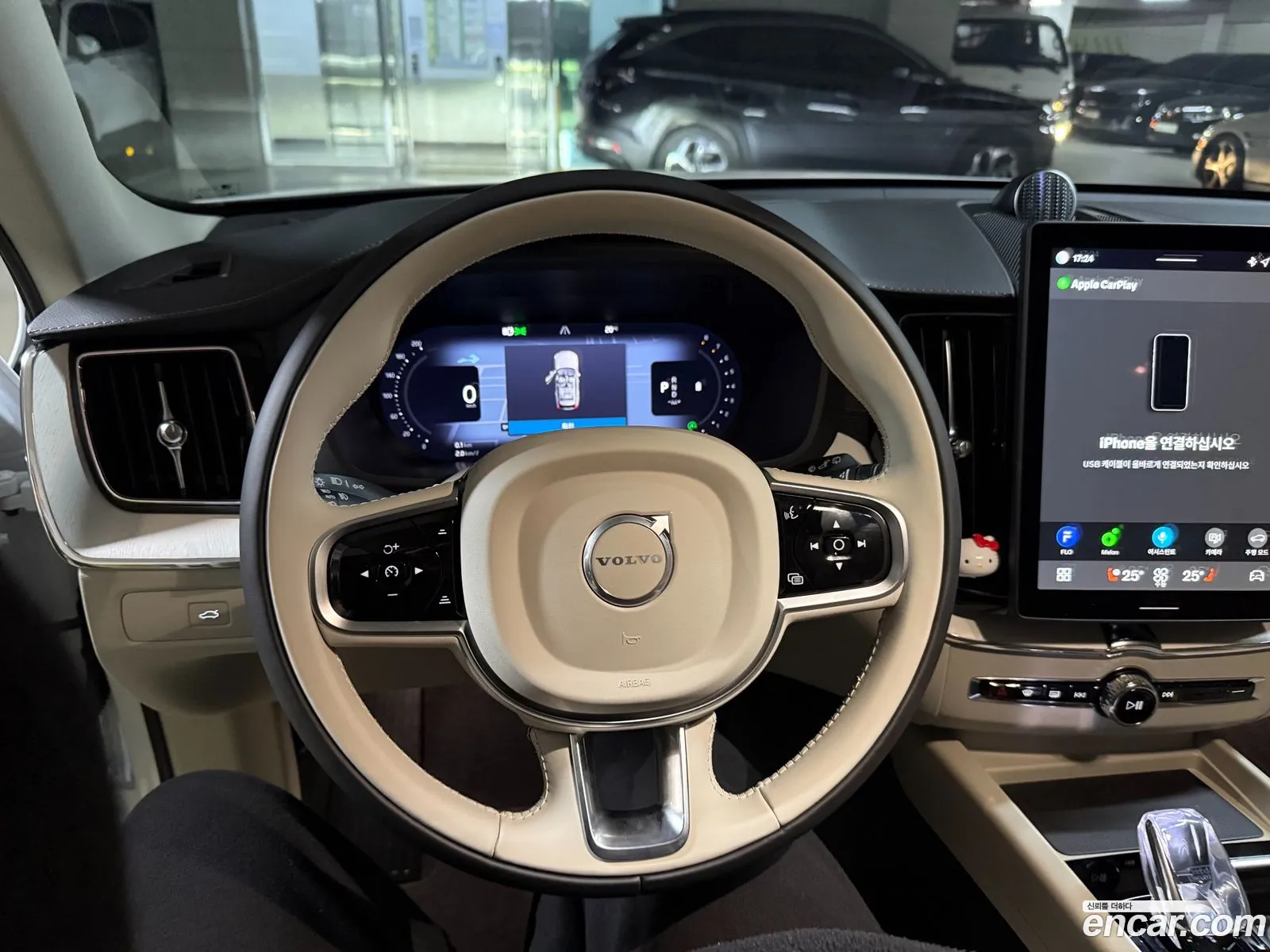 Volvo XC60 2025 — 3