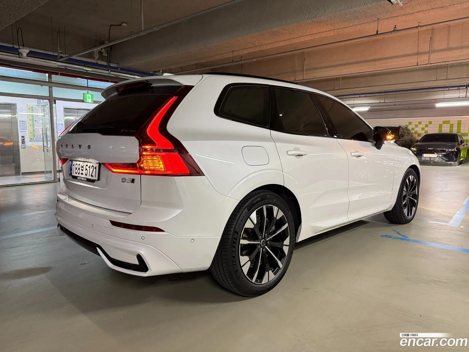 Volvo XC60 2025 — 14