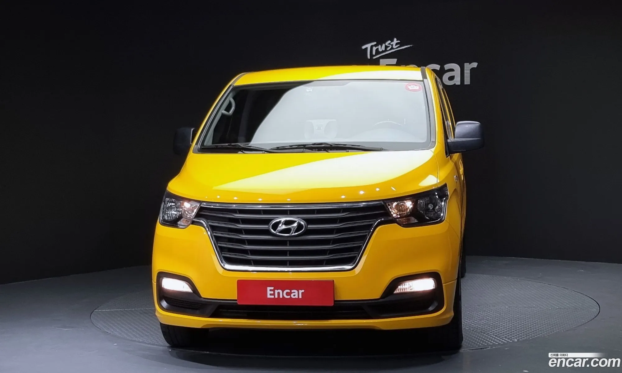 Hyundai Grand Starex 2019 — 19
