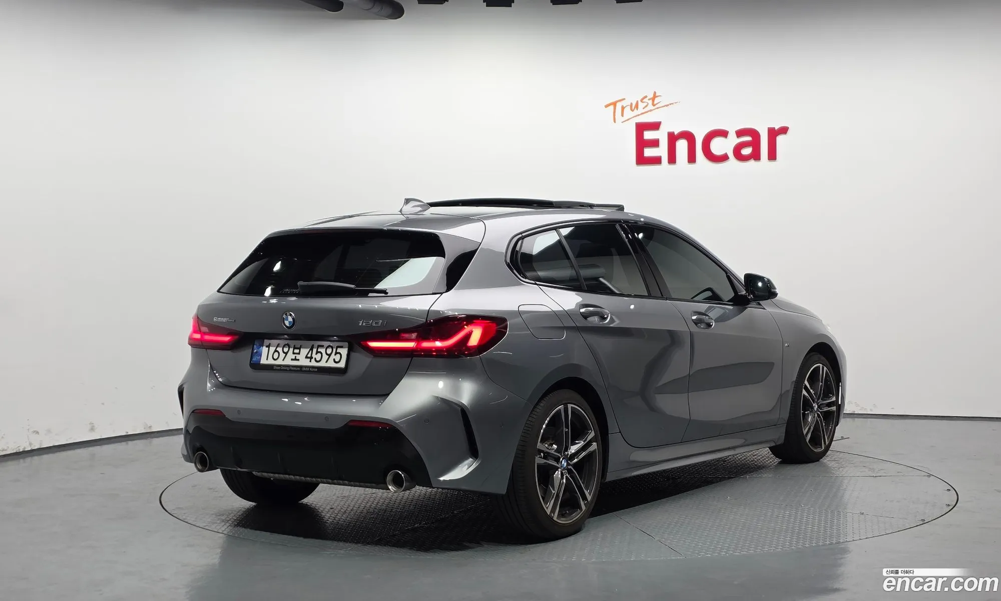 BMW 1 Series 2022 — 12