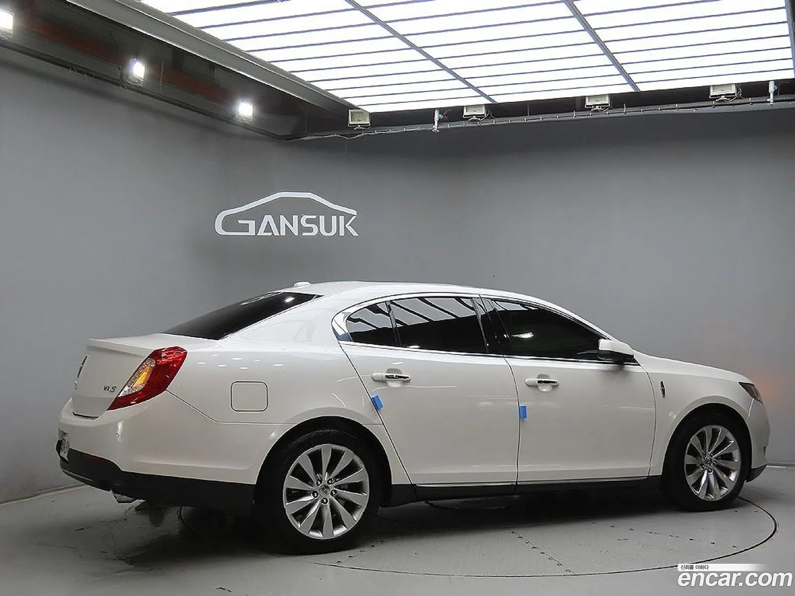 Lincoln MKS
