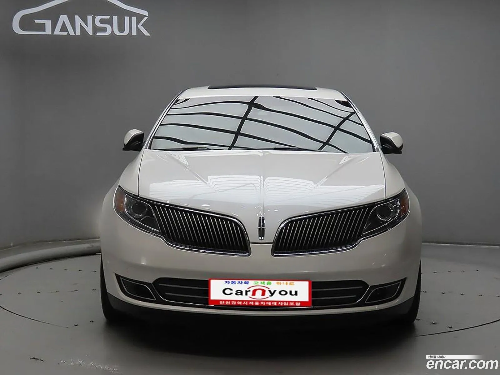 Lincoln MKS 2014 — 19