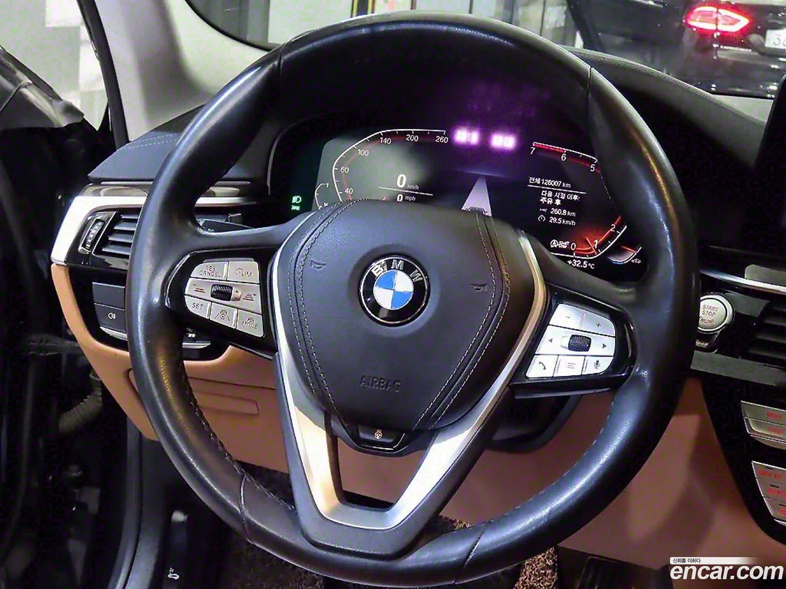BMW 5 Series 2020 — 17