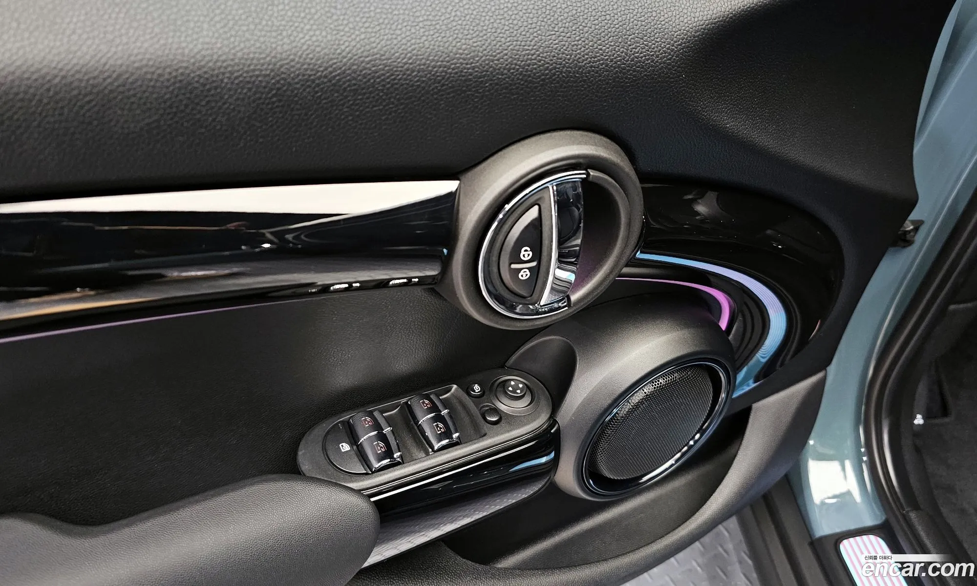 Mini Cooper S 2023 WMW61DK01P2T66469 — 2