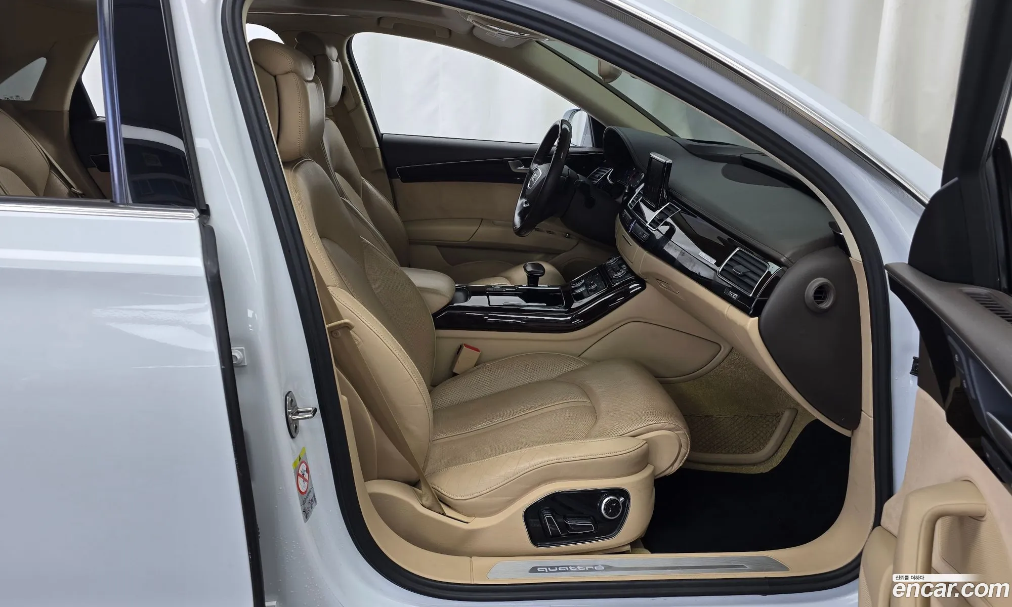Audi A8 2015 WAUZZZ4H1FN037102 — 5
