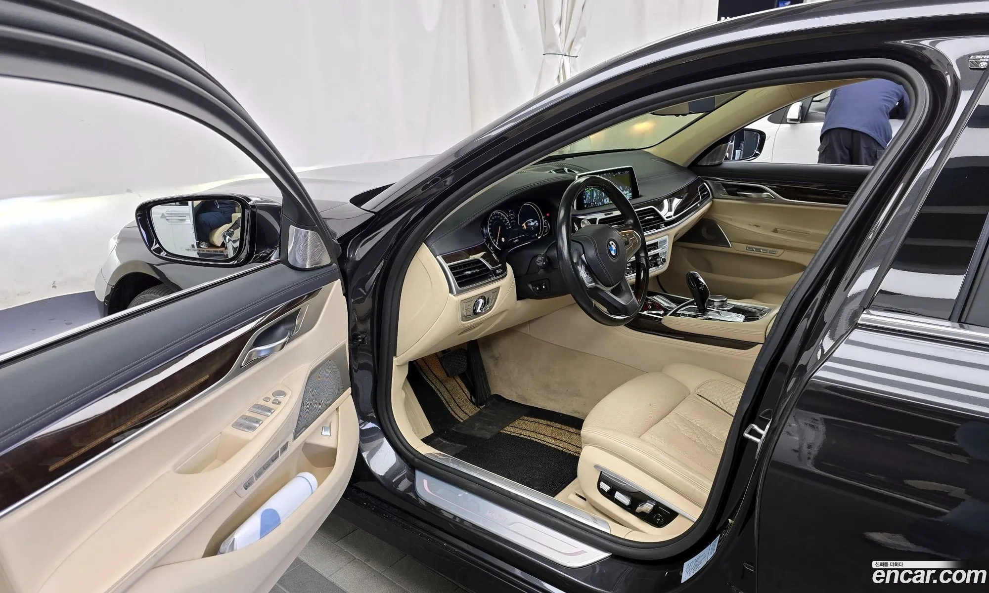 BMW 7 Series 2016 WBA7F2102GG523428 — 11