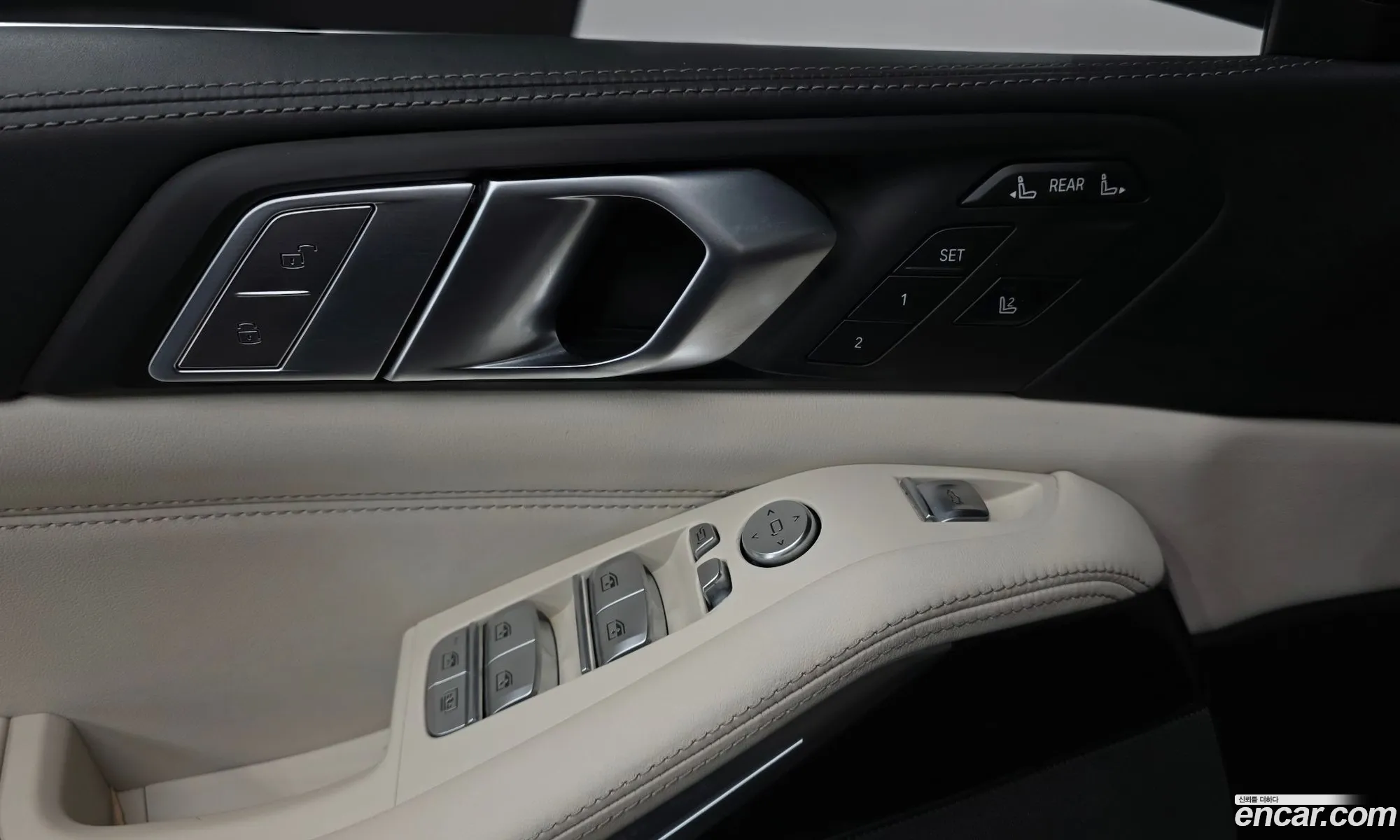 BMW X7 2020 — 18