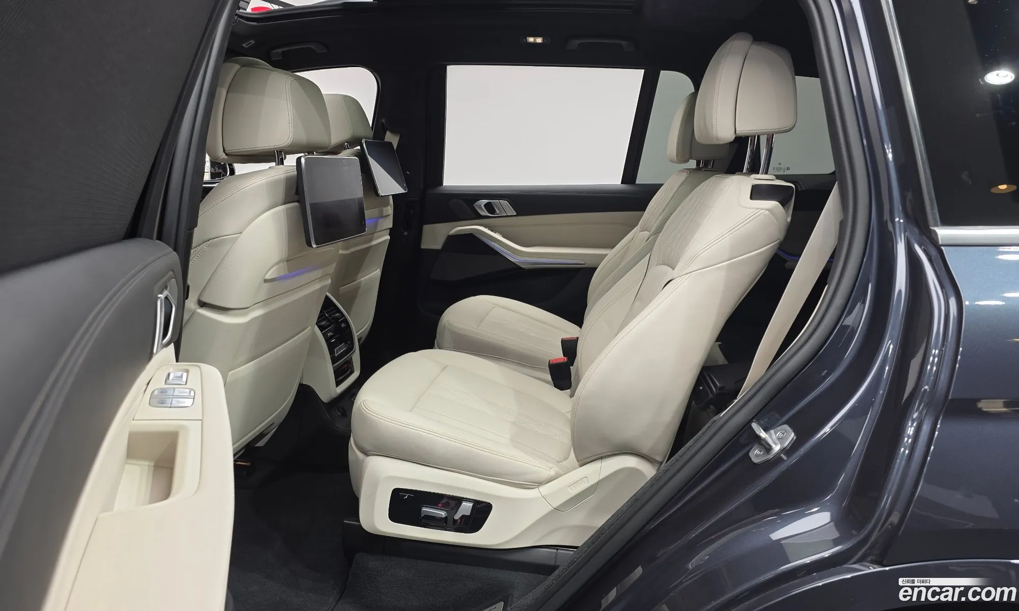 BMW X7 2020 — 13