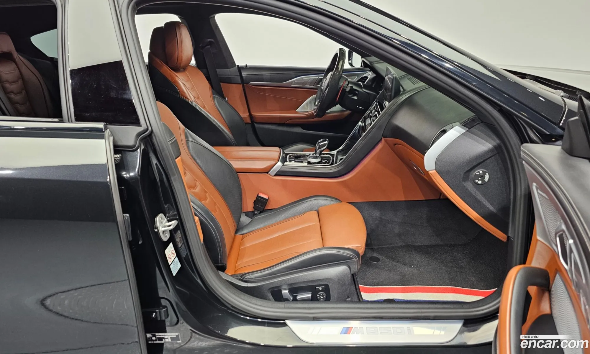 BMW 8 Series 2023 — 15