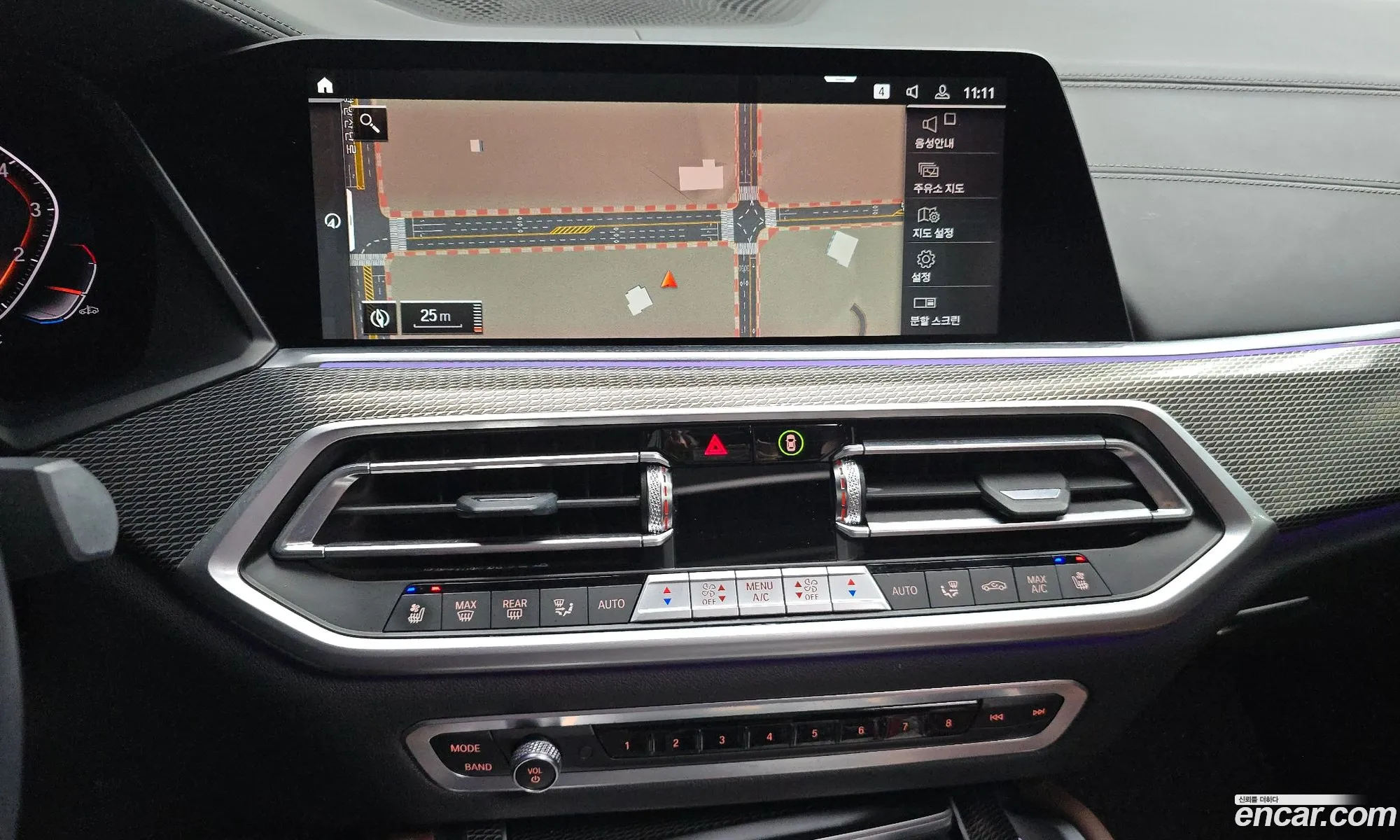BMW X6 2021 — 17