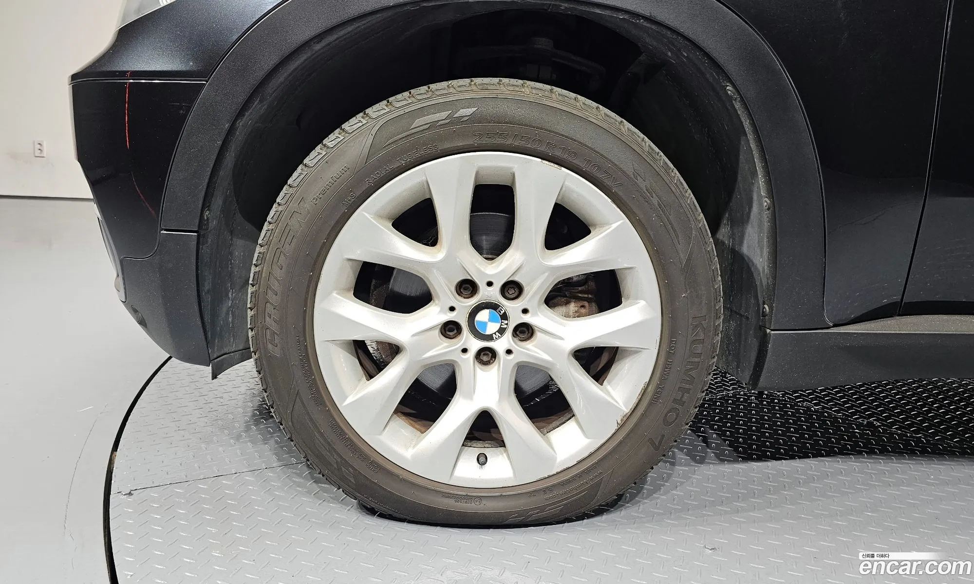 BMW X5 2012 — 2