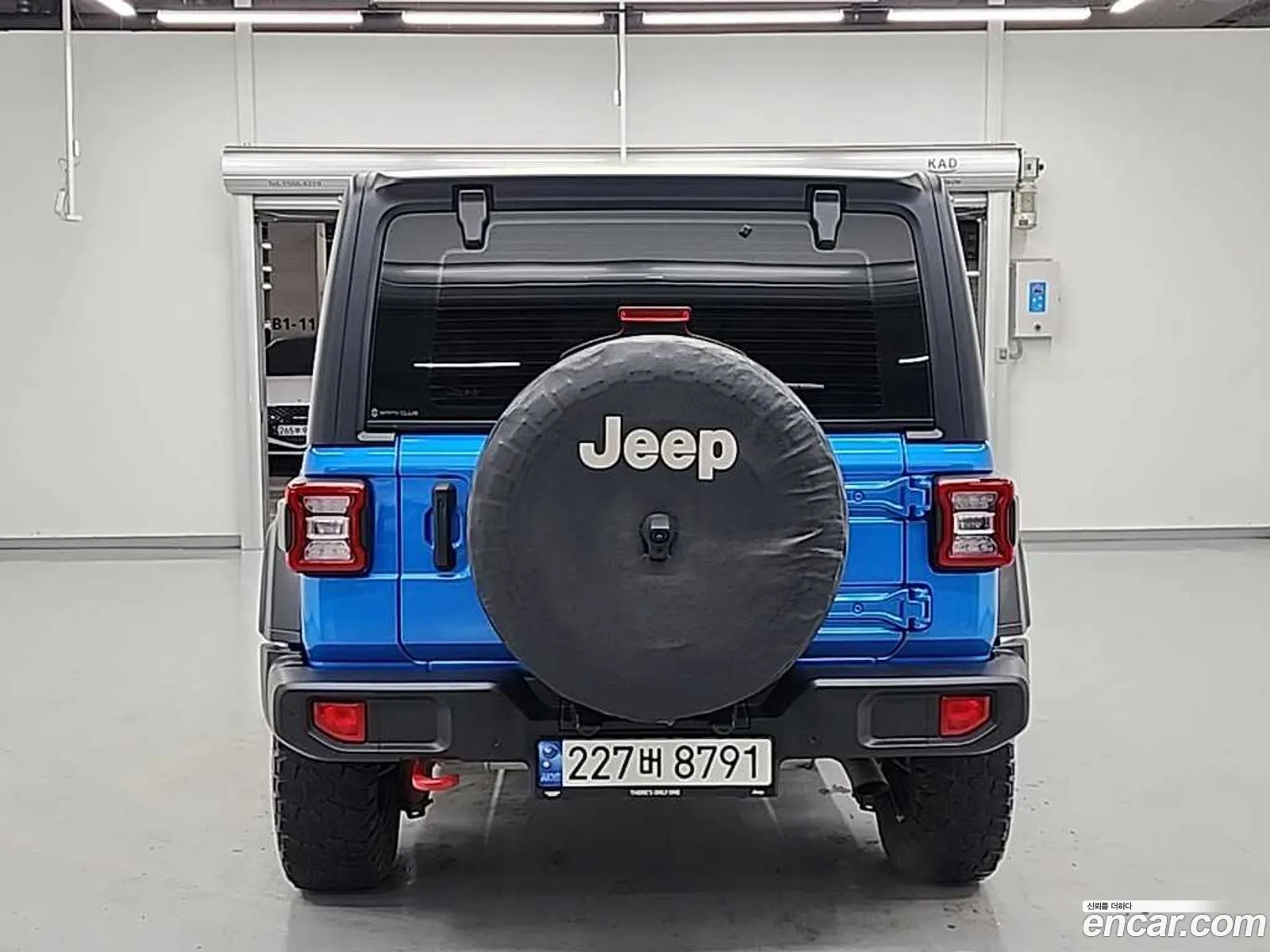 Jeep Wrangler 2023 — 11
