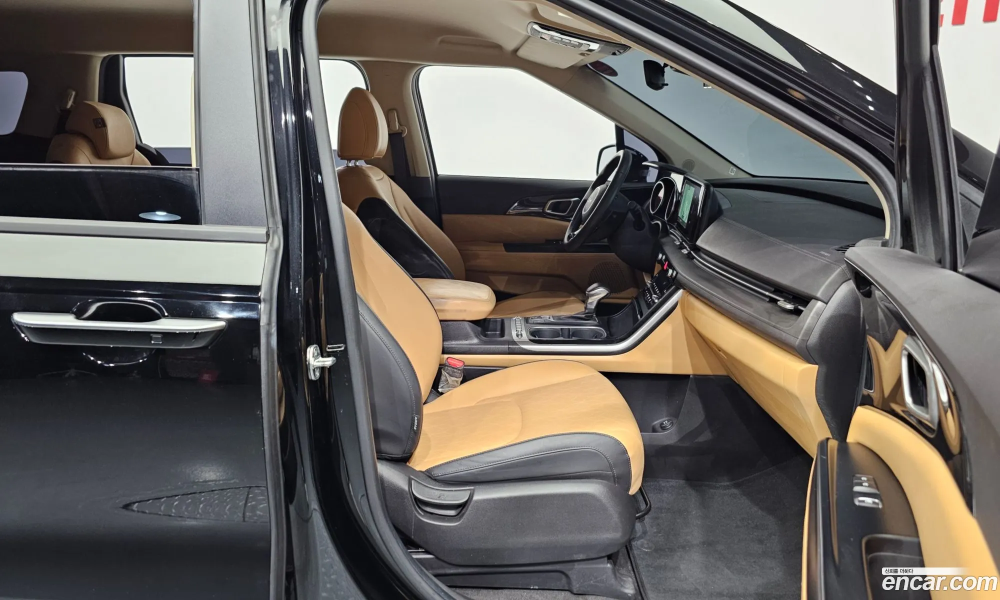 Kia Carnival 2022 — 8