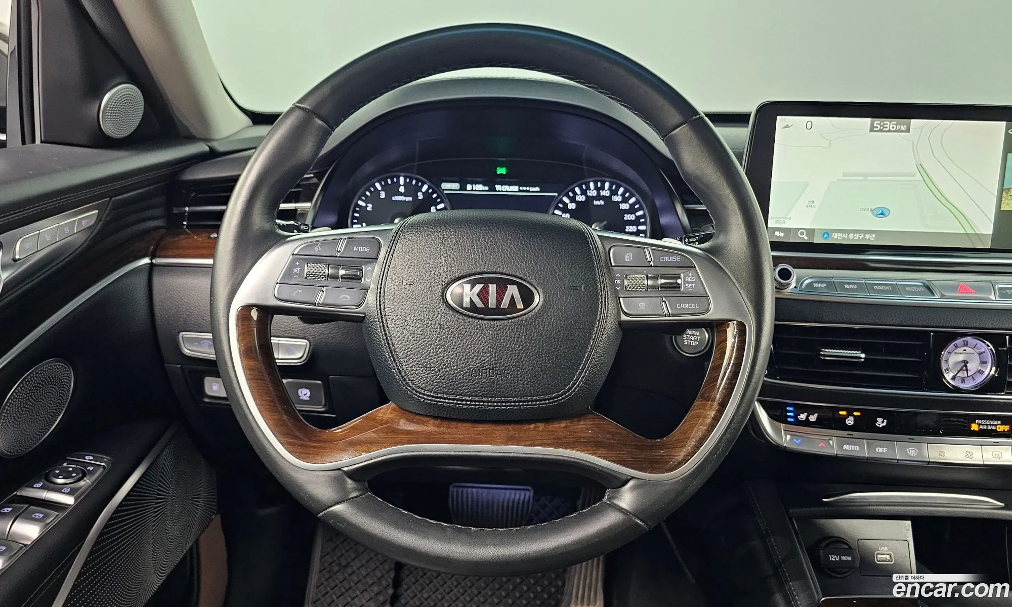 Kia The K9 2018 — 2
