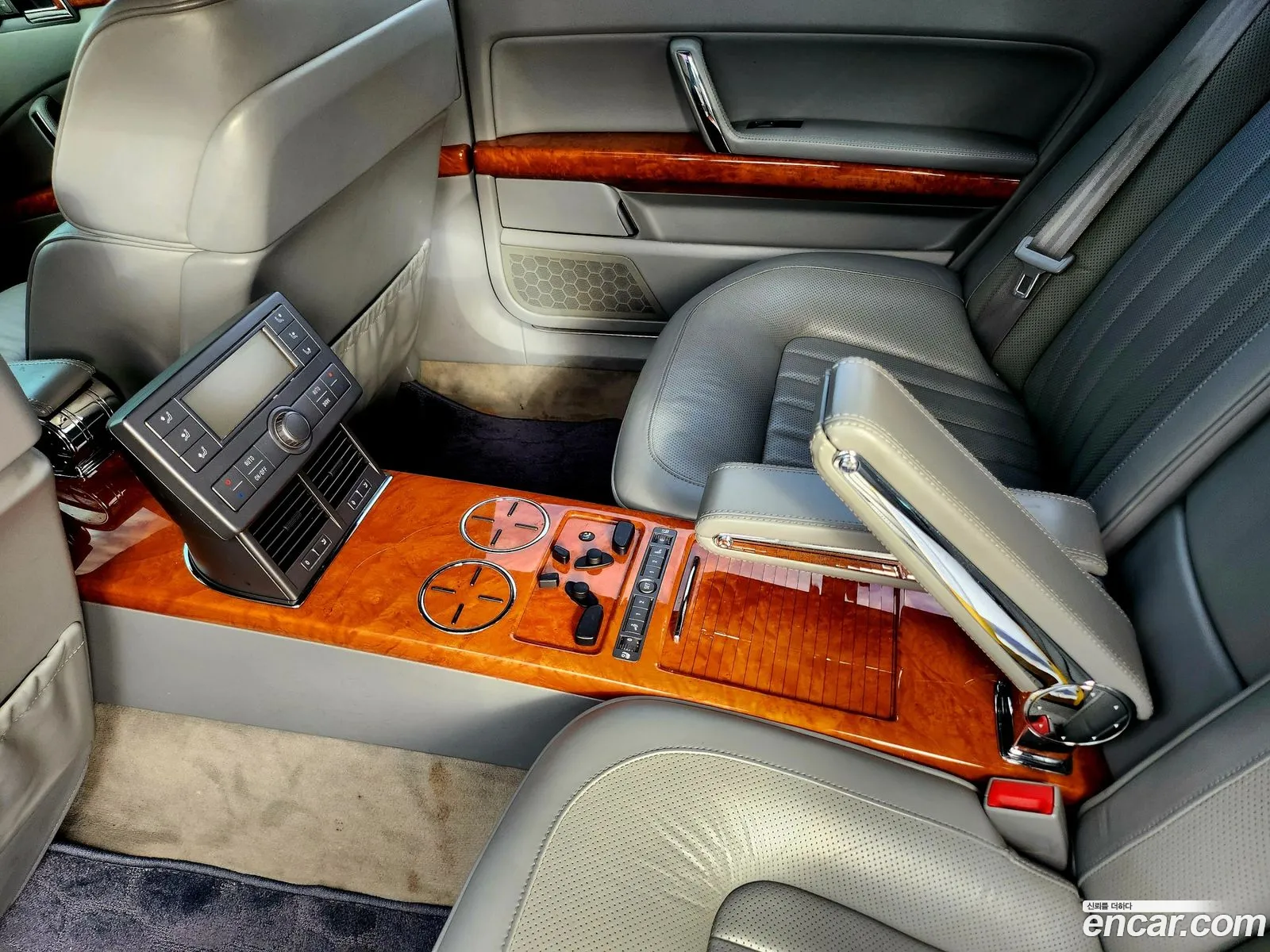 Volkswagen Phaeton 2005 — 16