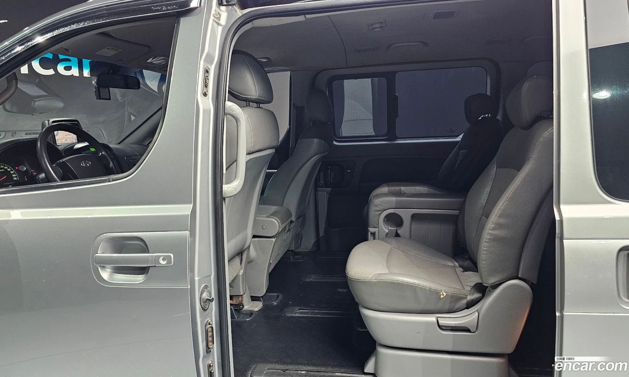 Hyundai Grand Starex 2011 — 4