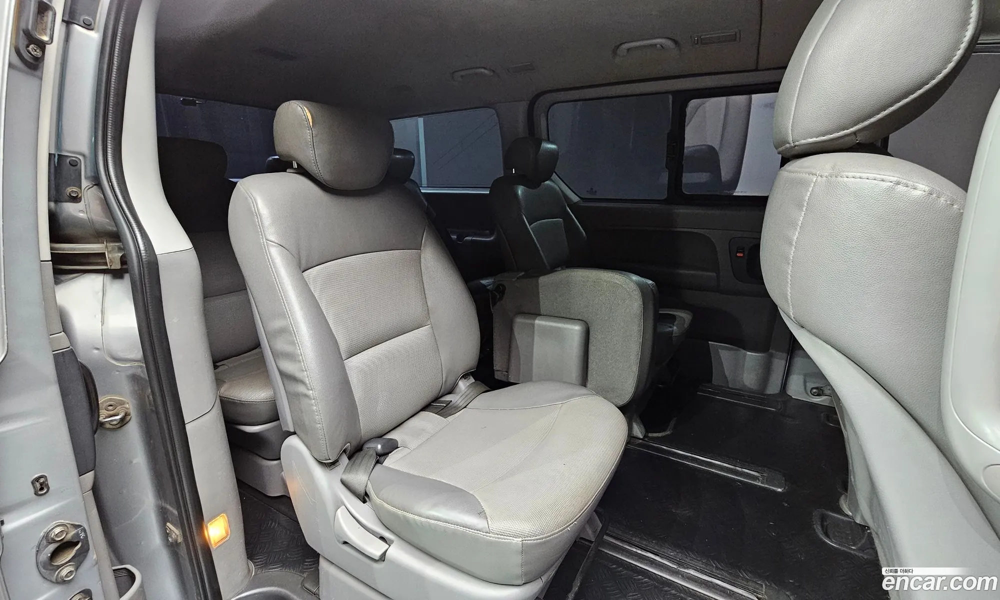 Hyundai Grand Starex 2011 — 10
