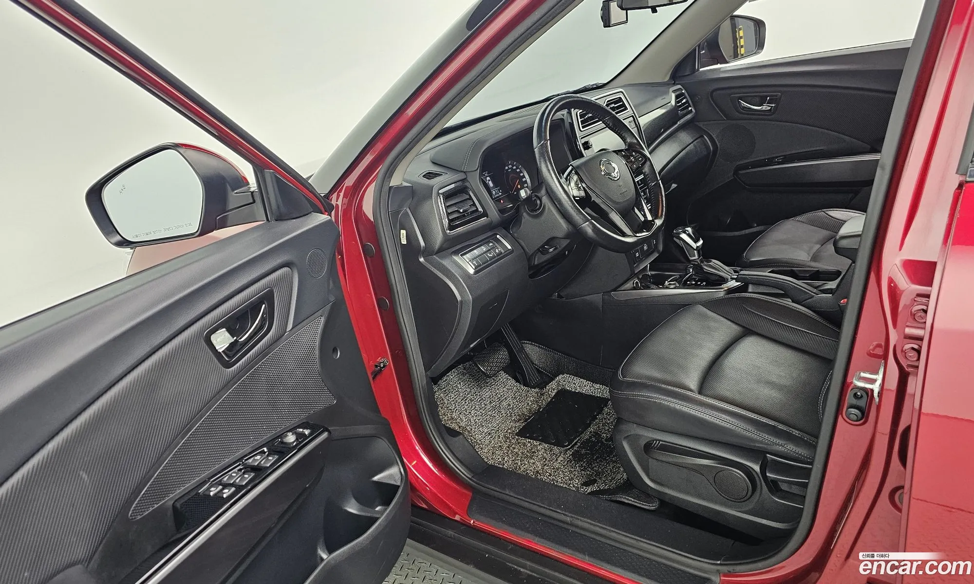 KG Mobility (SsangYong) Tivoli 2019 — 19