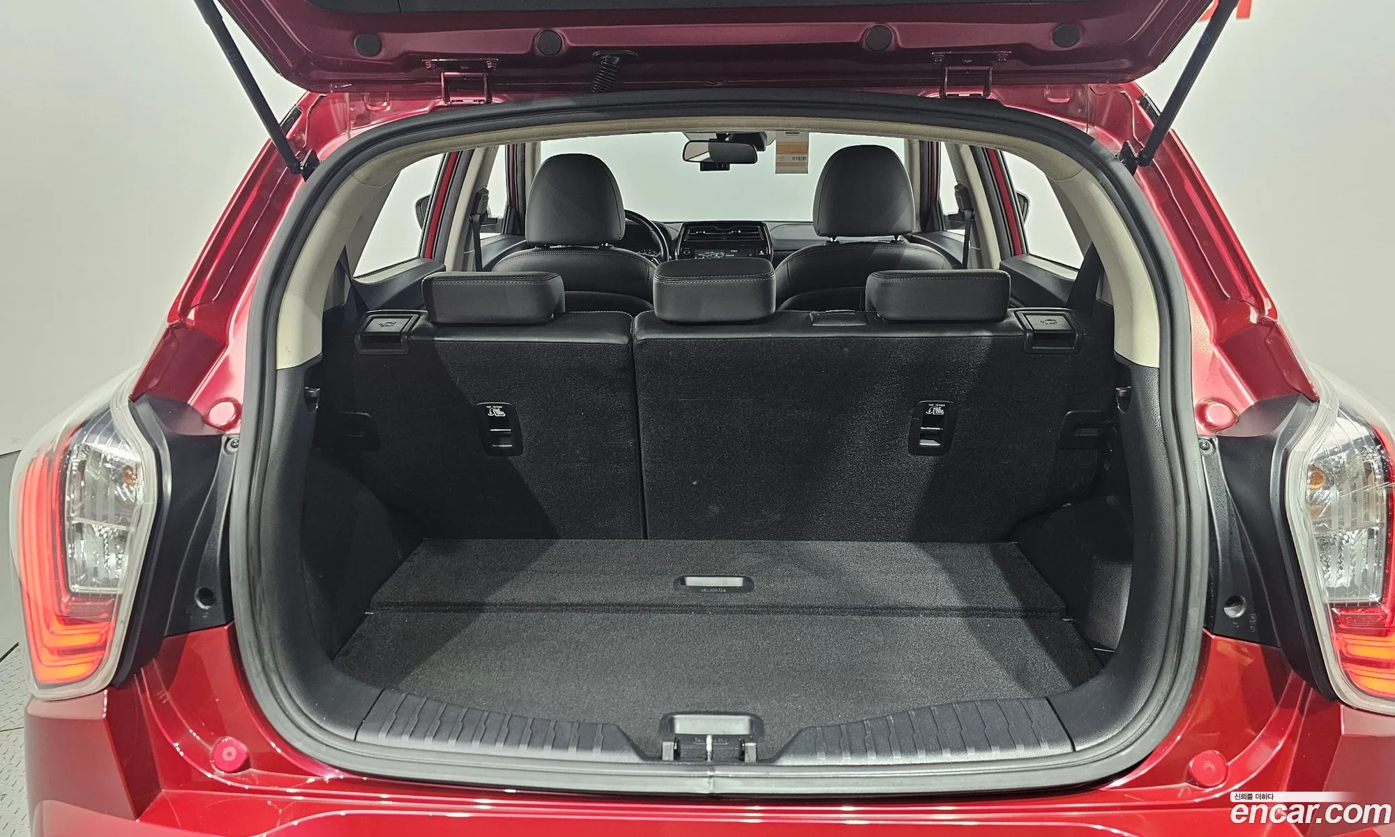 KG Mobility (SsangYong) Tivoli 2019 — 12