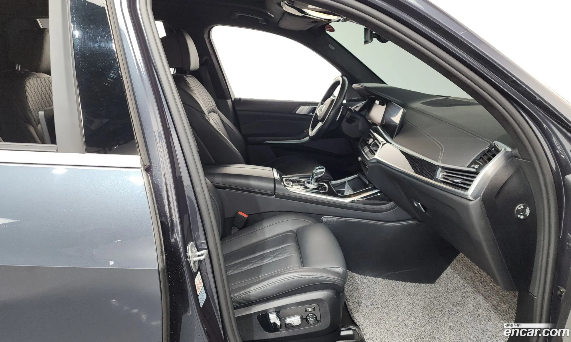 BMW X7 2021 WBATB4101M9F67266 — 17
