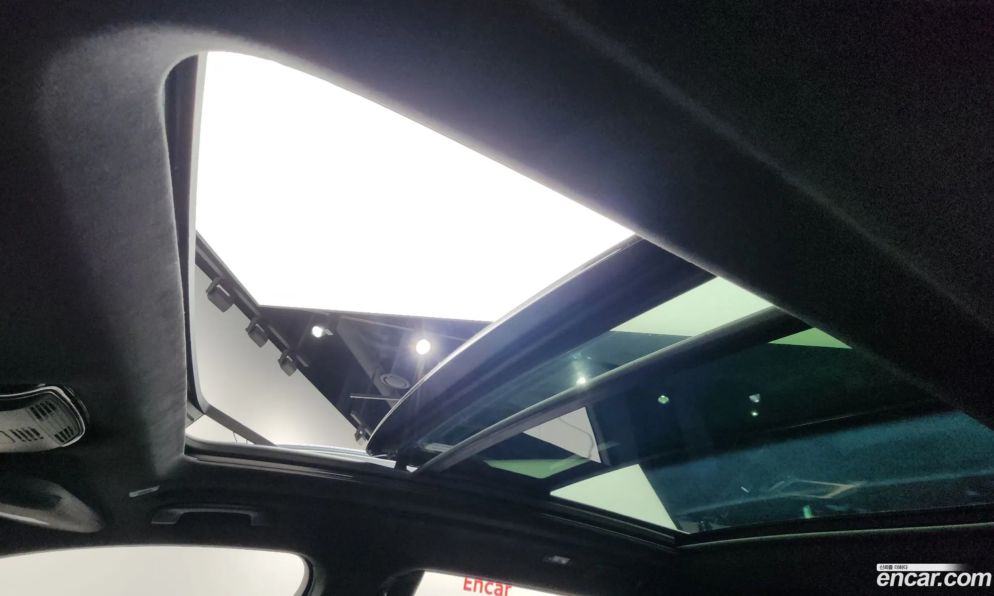 BMW X7 2021 WBATB4101M9F67266 — 7
