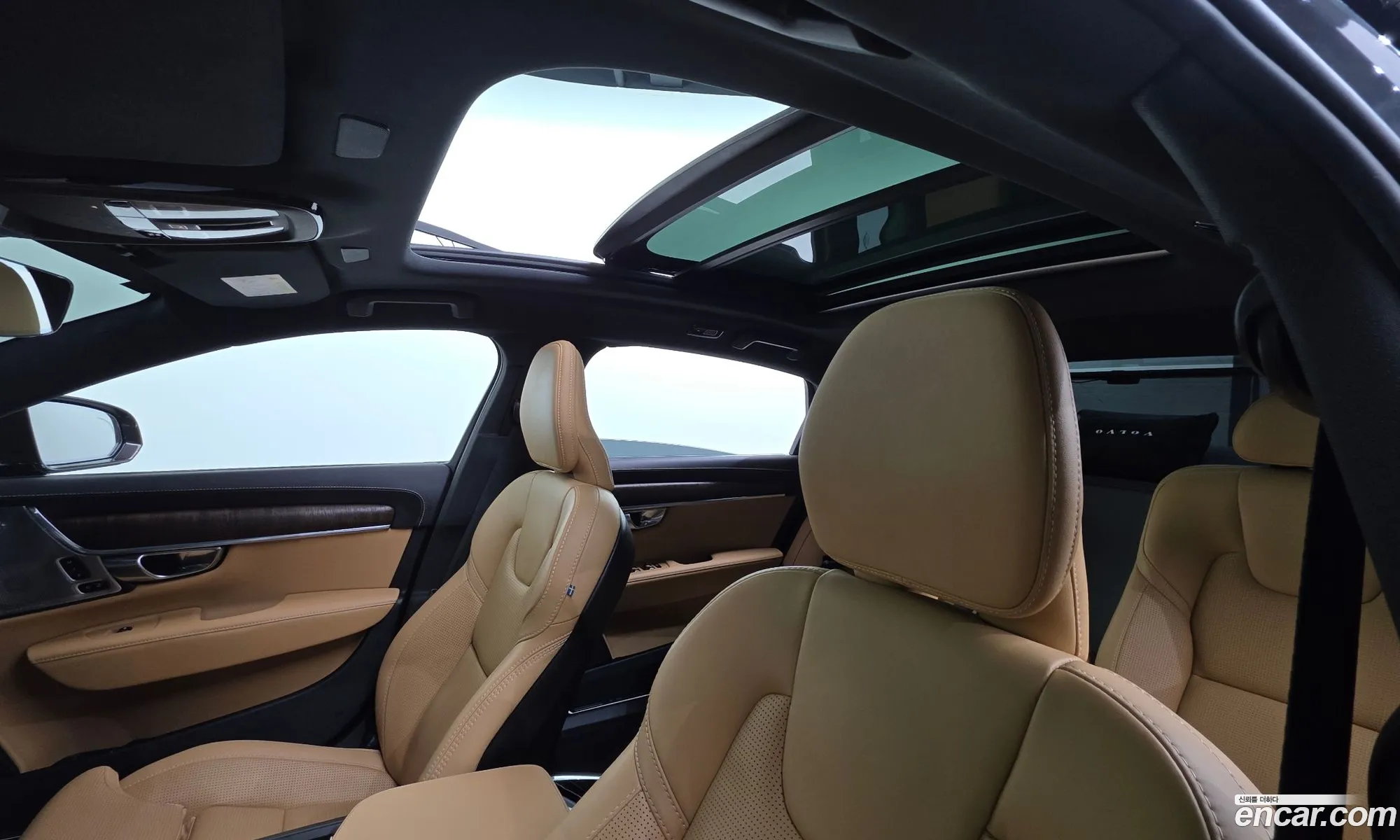 Volvo S90 2022 LVYPTL12DNP271834 — 18