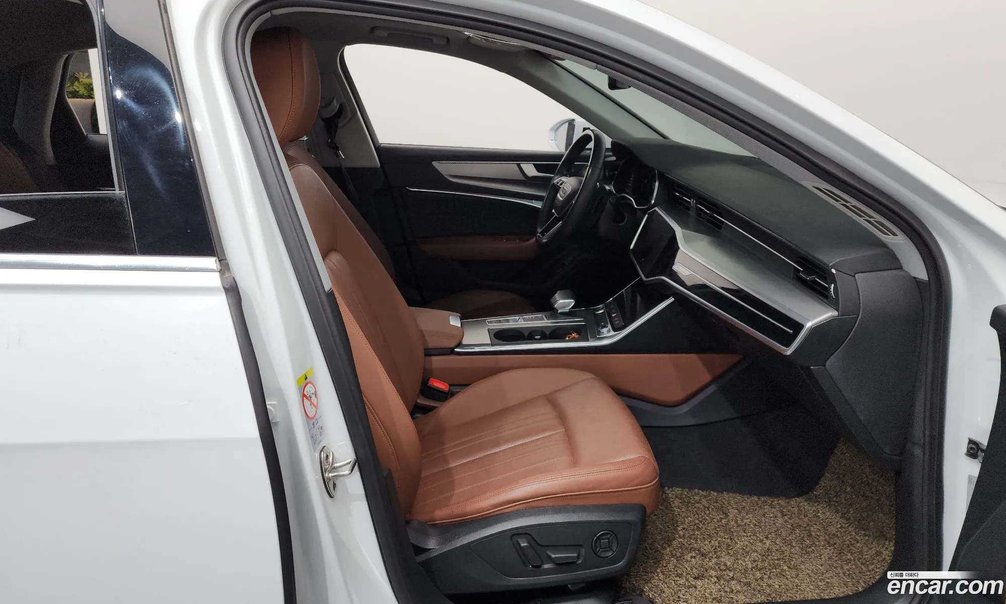 Audi A6 2021 WAUZZZF23MN031971 — 6
