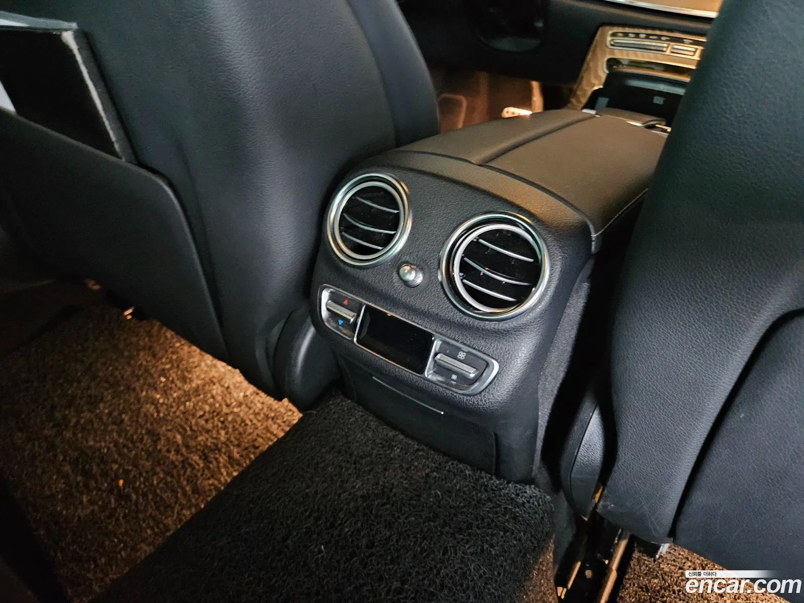 Mercedes-Benz E-Class W213 2020 — 18