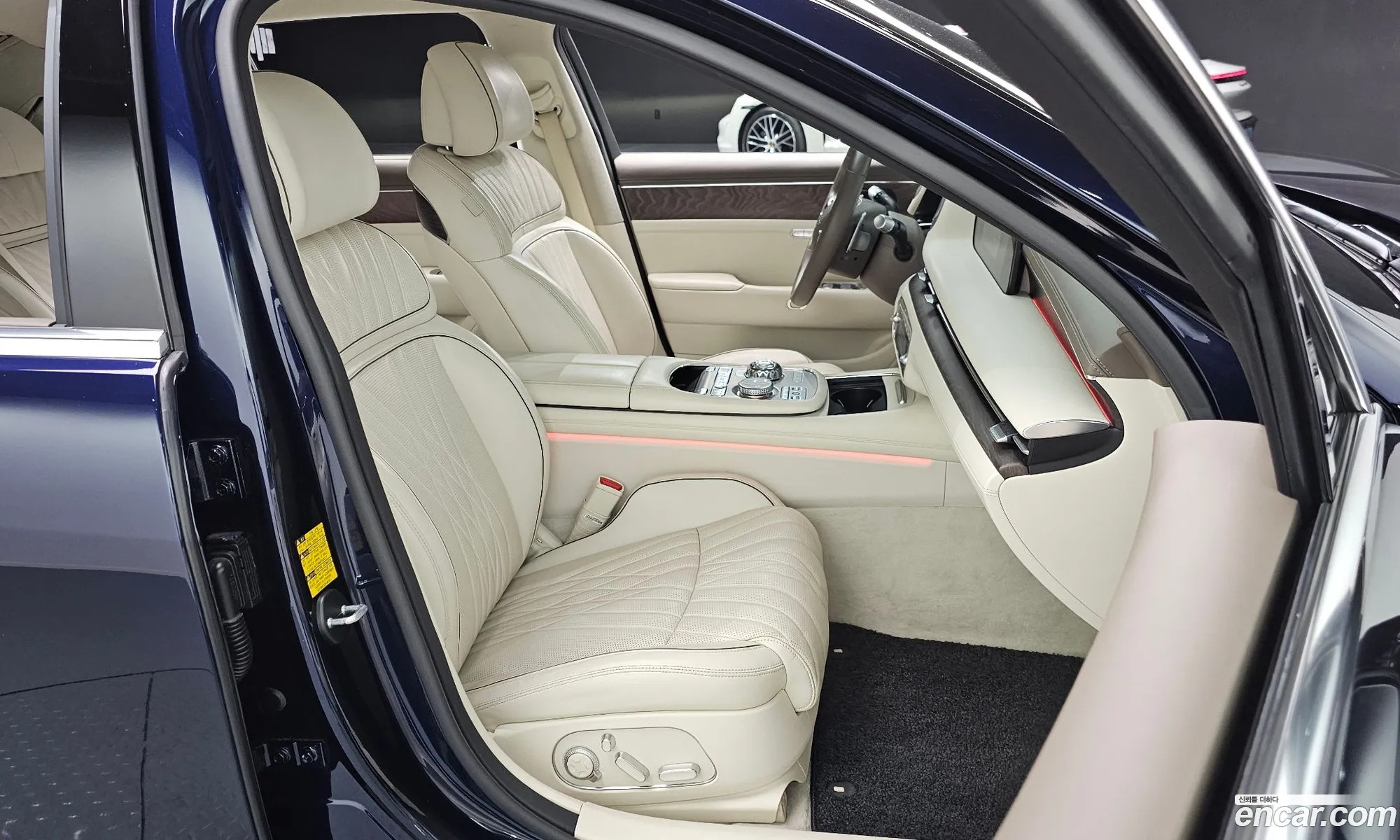 Genesis G90 2022 — 20