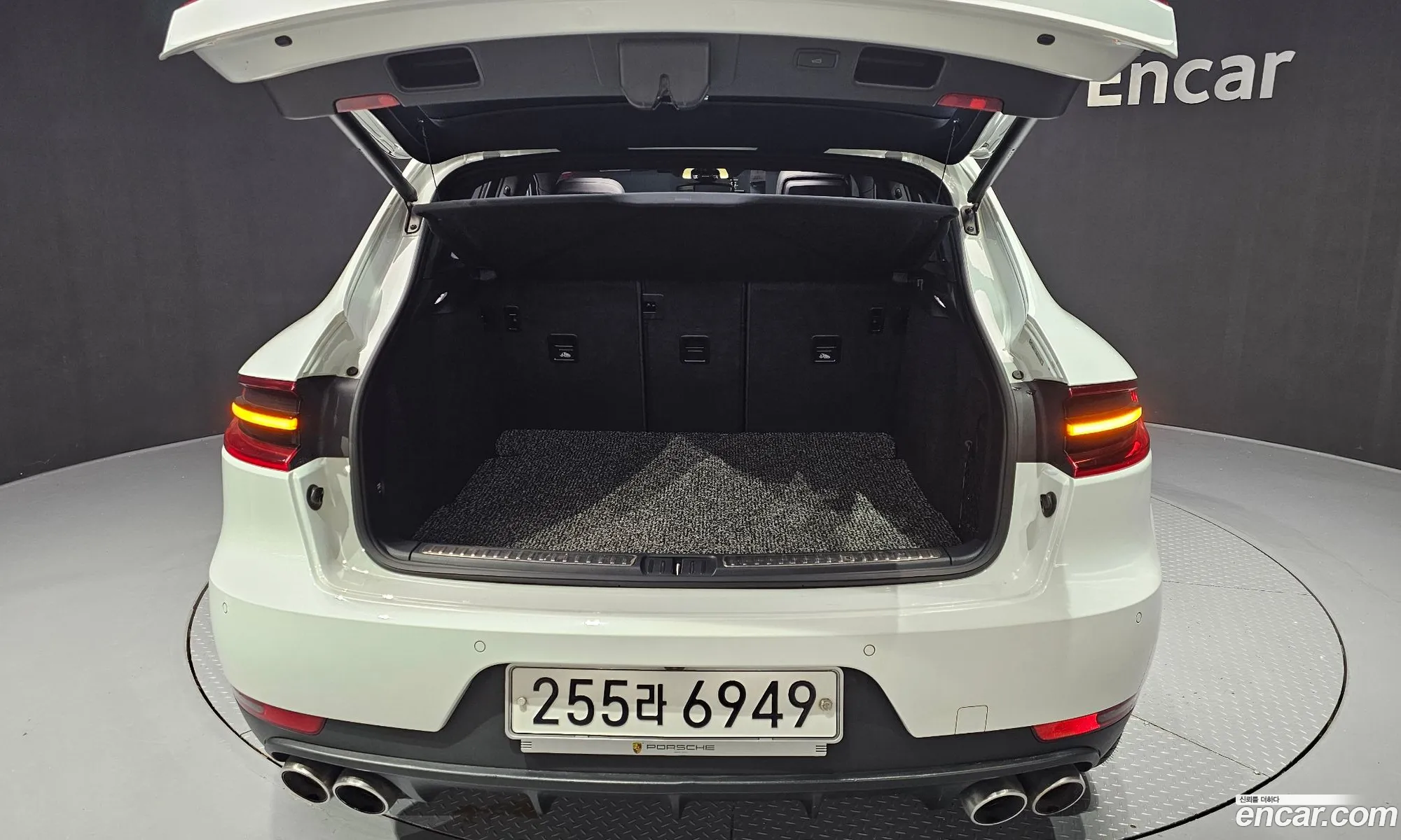 Porsche Macan 2015 WP1AD2956FLB38067 — 20