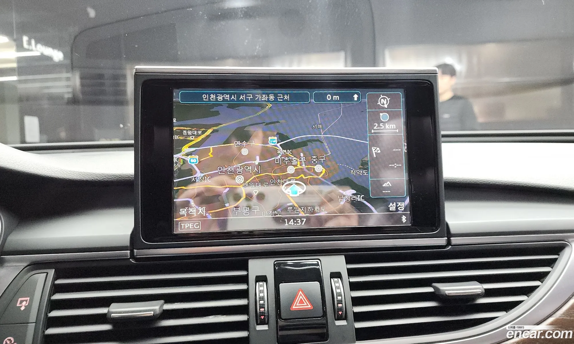 Audi A6 2015 — 19
