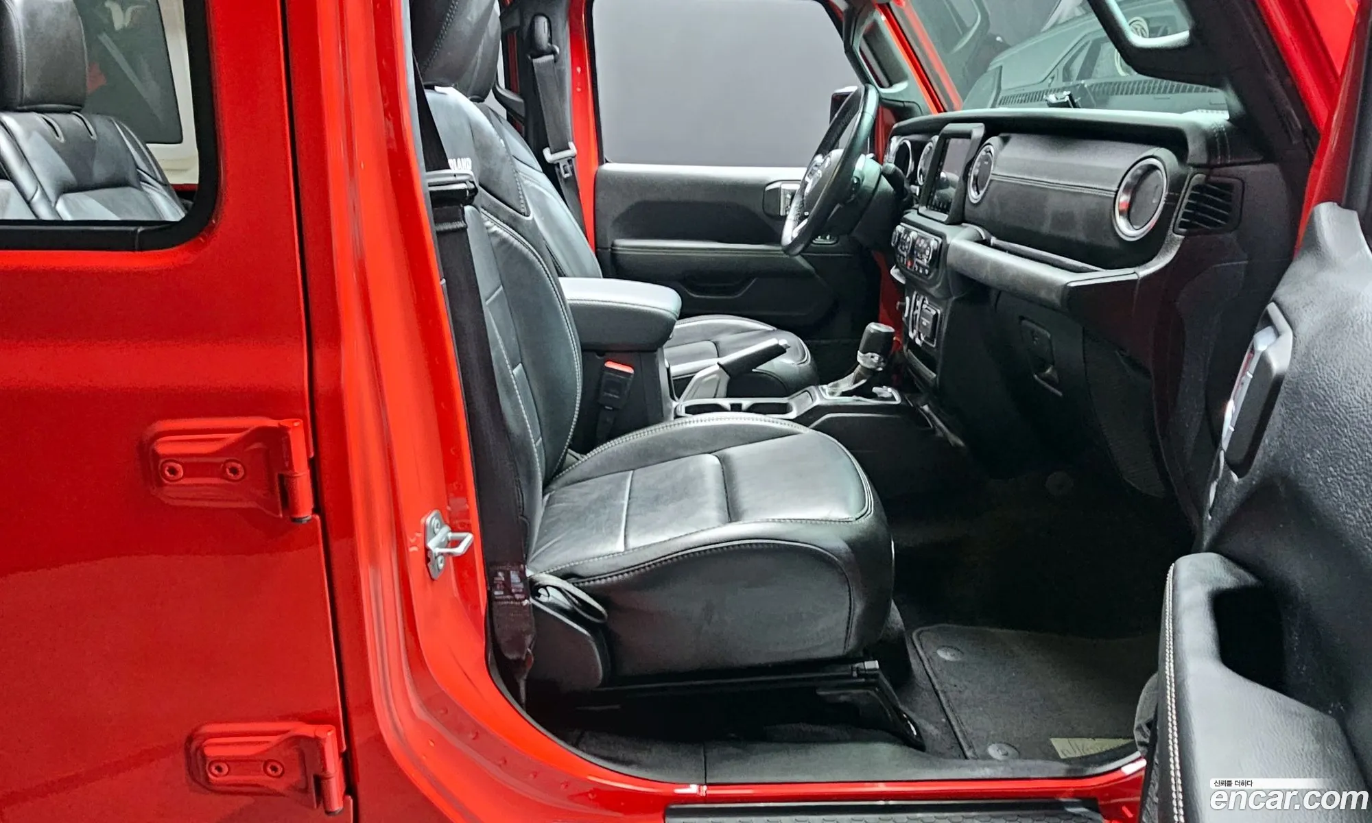 Jeep Wrangler 2021 — 4