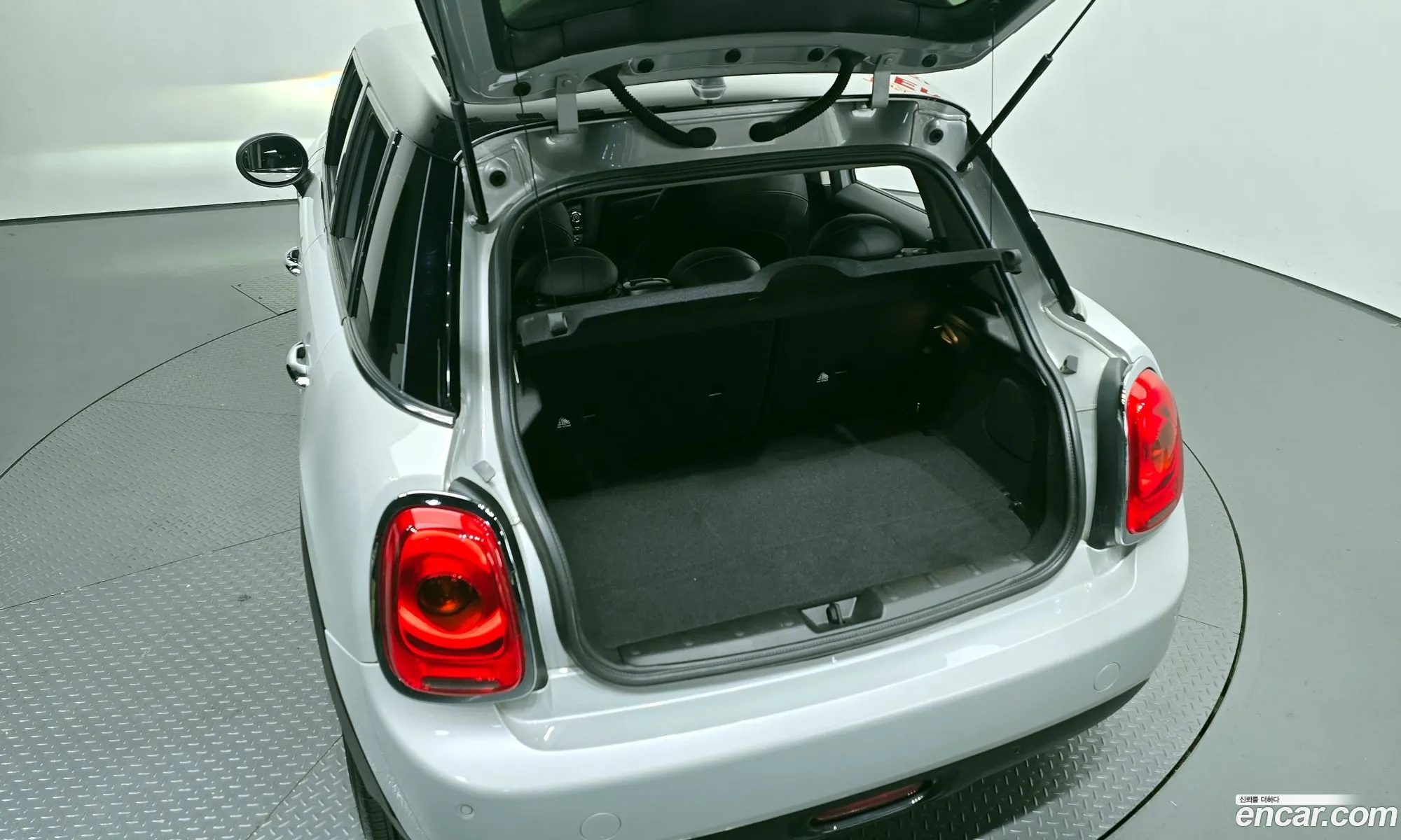 Mini Cooper D 2015 — 11