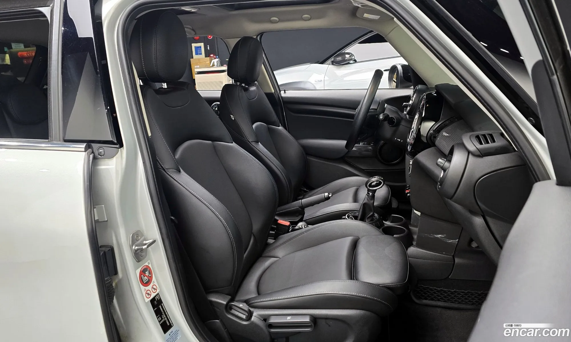 Mini Cooper D 2015 — 4