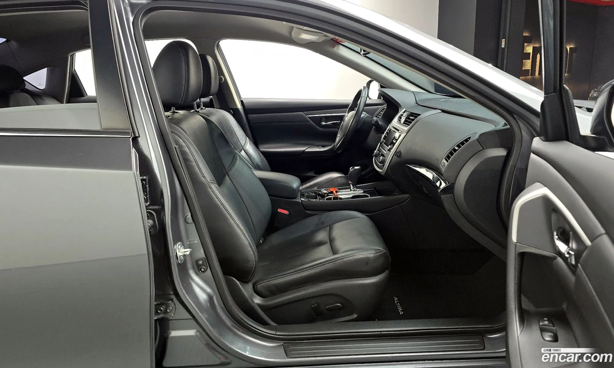 Nissan Altima 2017 — 18