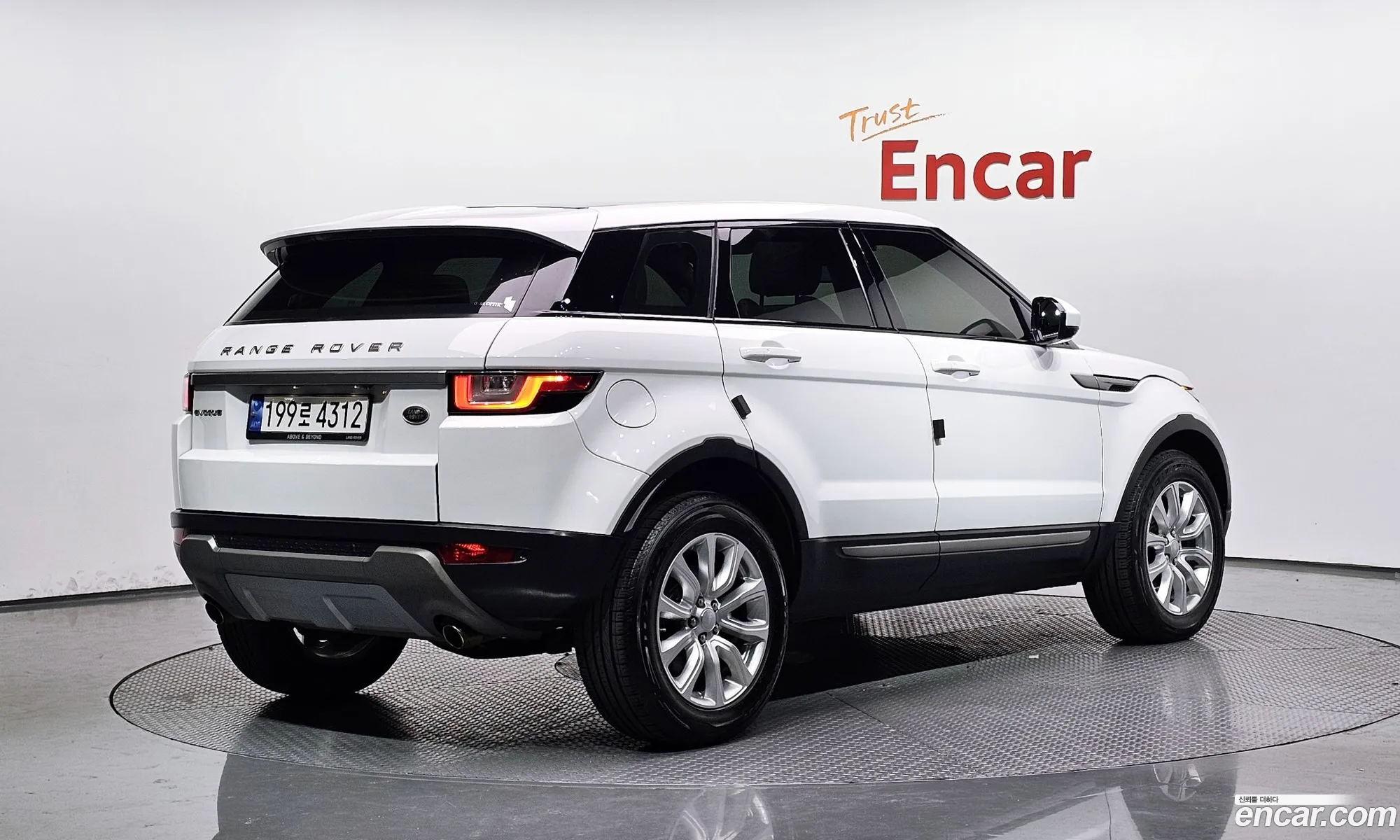 Land Rover Range Rover Evoque 2017 — 18