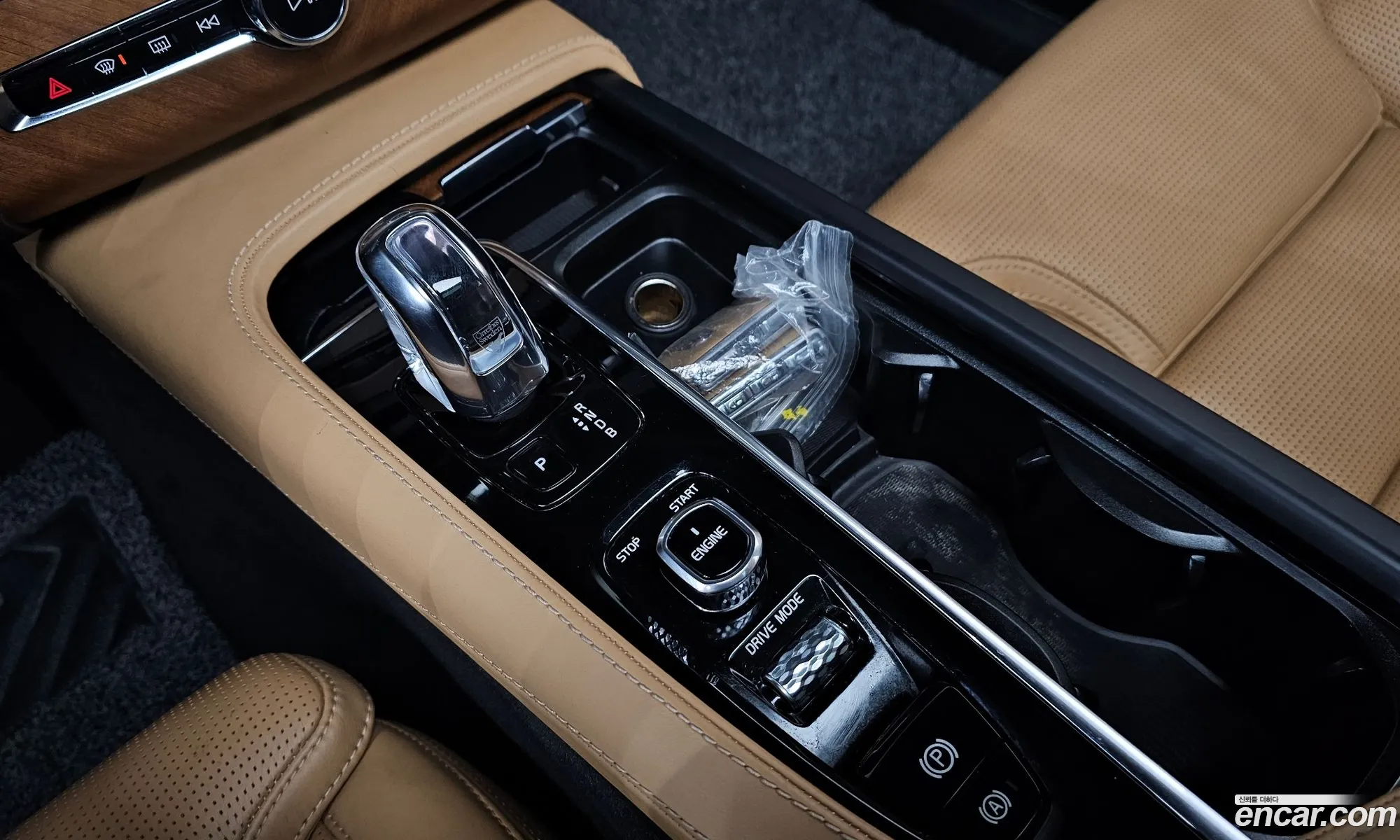 Volvo XC90 2017 — 17