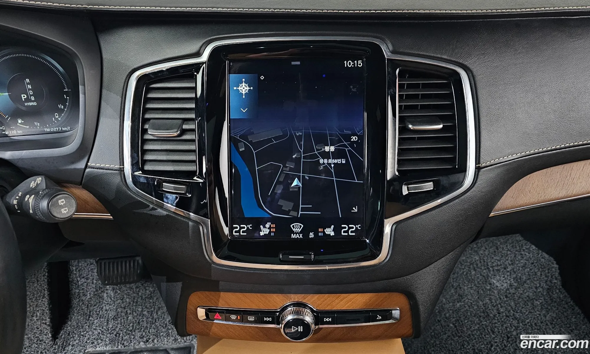 Volvo XC90 2017 — 10