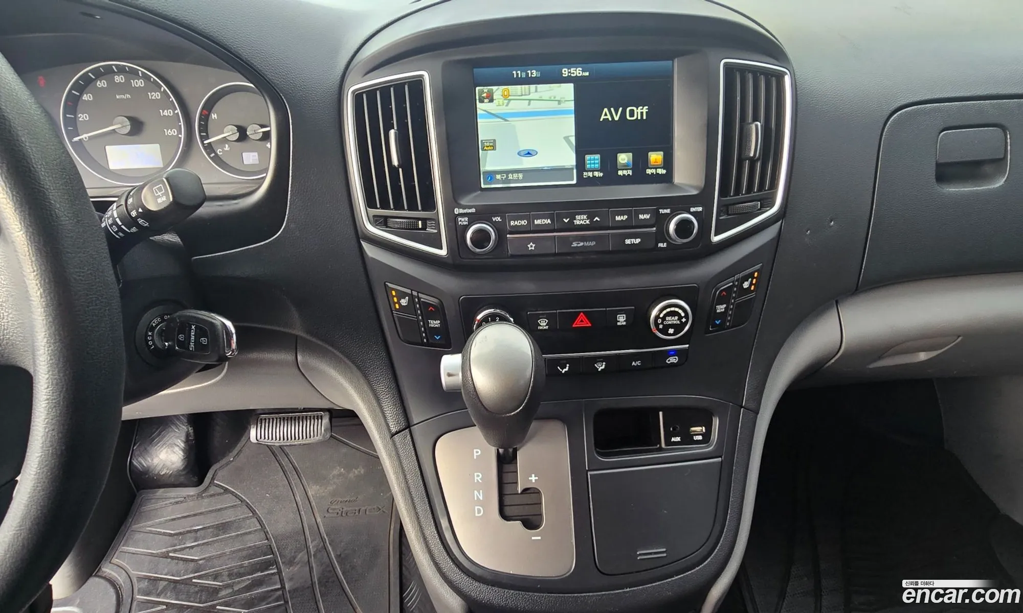Hyundai Grand Starex 2018 — 14