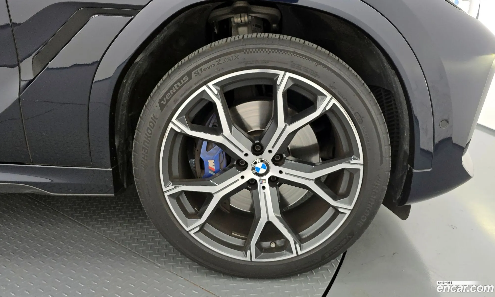BMW X6 2022 — 11