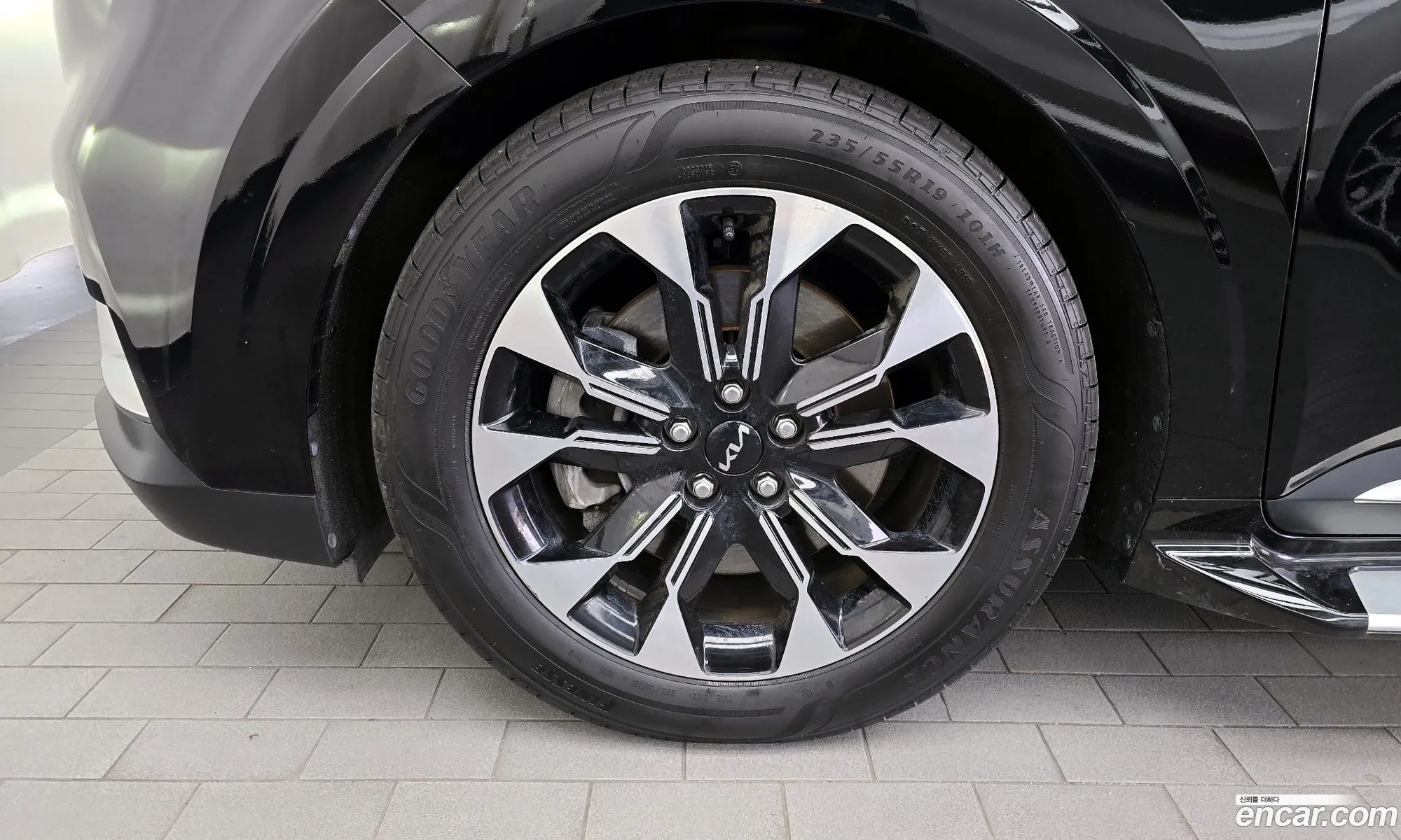 Kia Carnival 2022 KNANE81BBPS231000 — 3