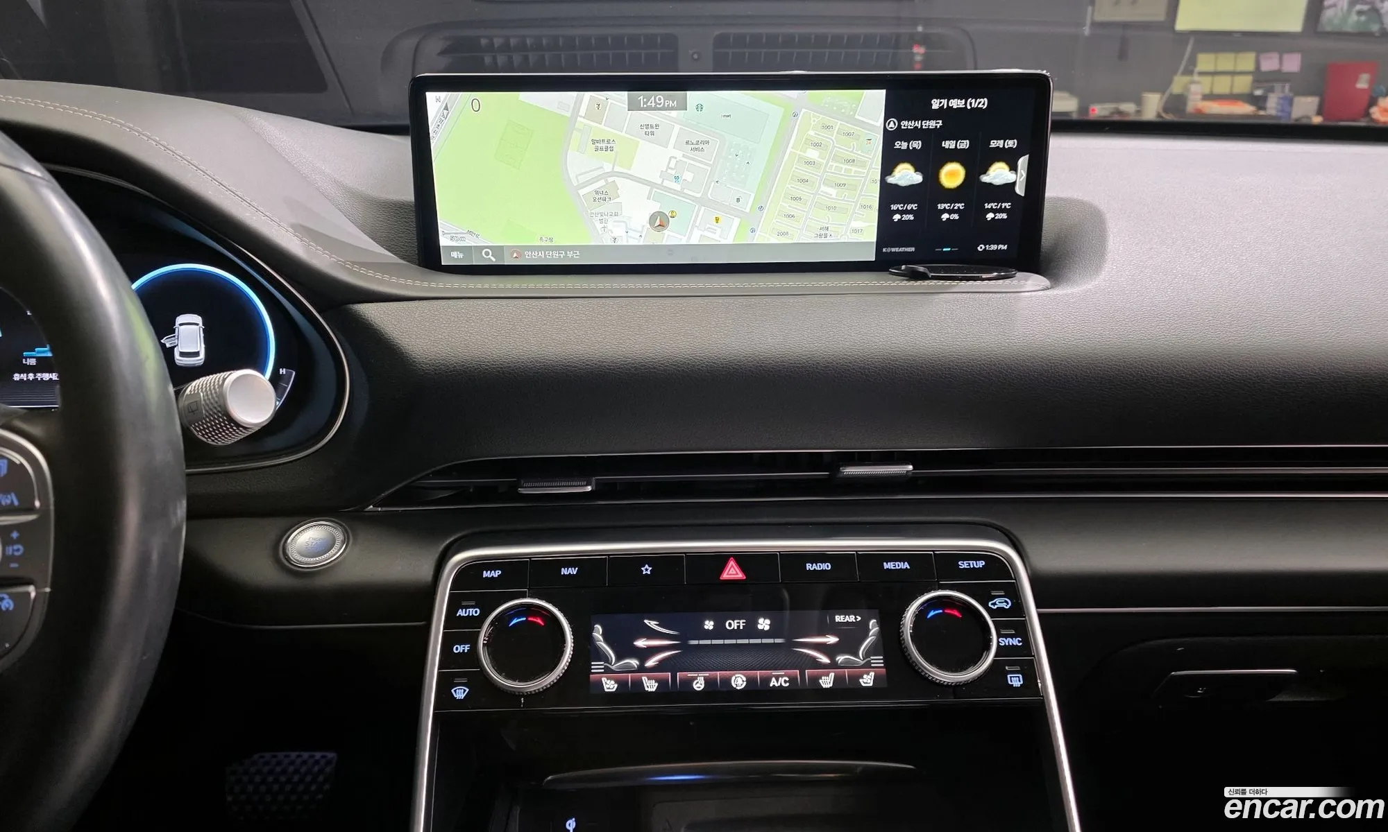 Genesis GV80 2021 KMTHB81DDNU079494 — 12