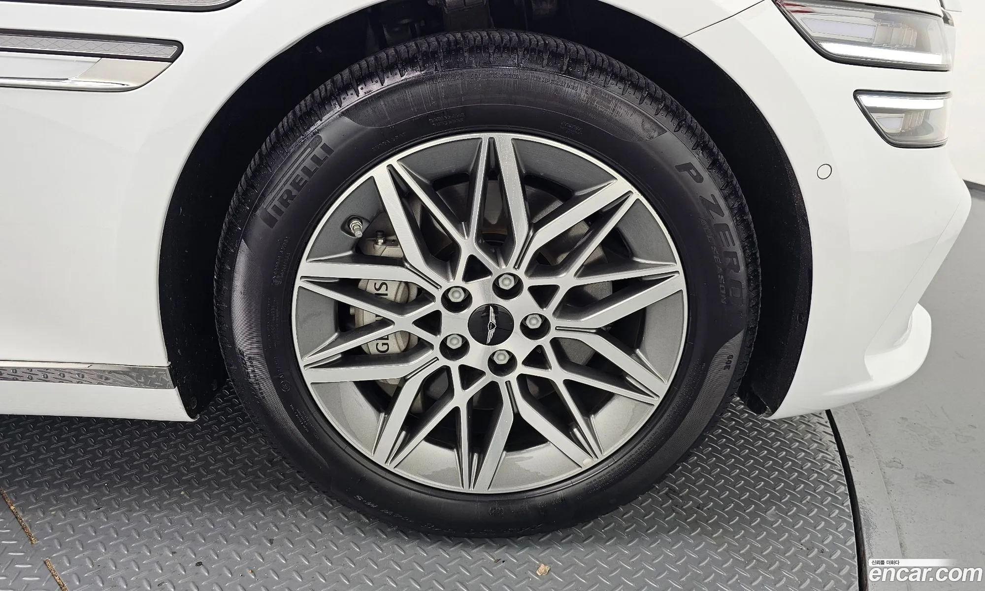 Genesis G80 2025 — 6