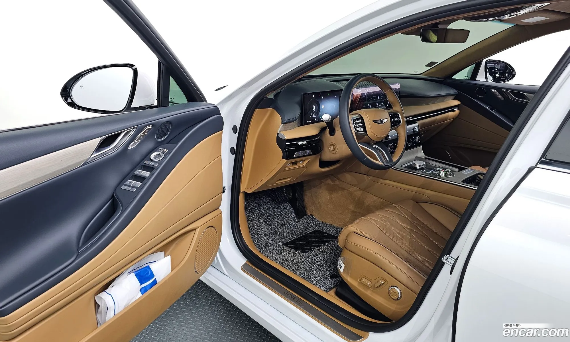 Genesis G80 2025 — 10