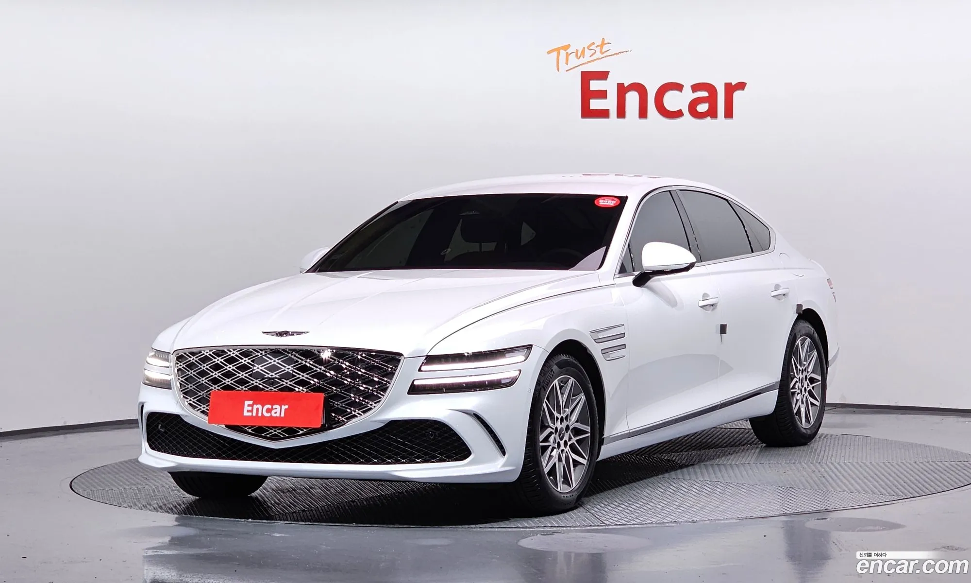 Genesis G80 2025 — 12