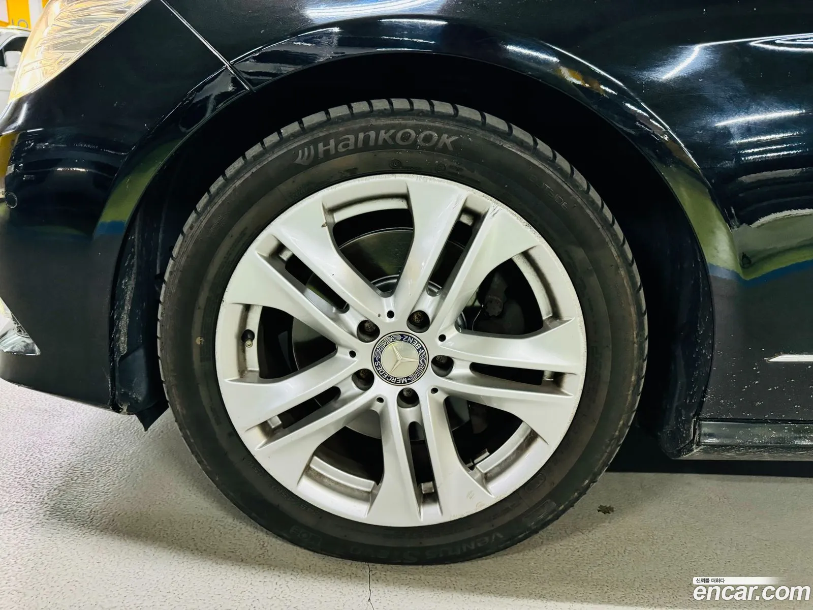 Mercedes-Benz E-Class W212 2010 — 16
