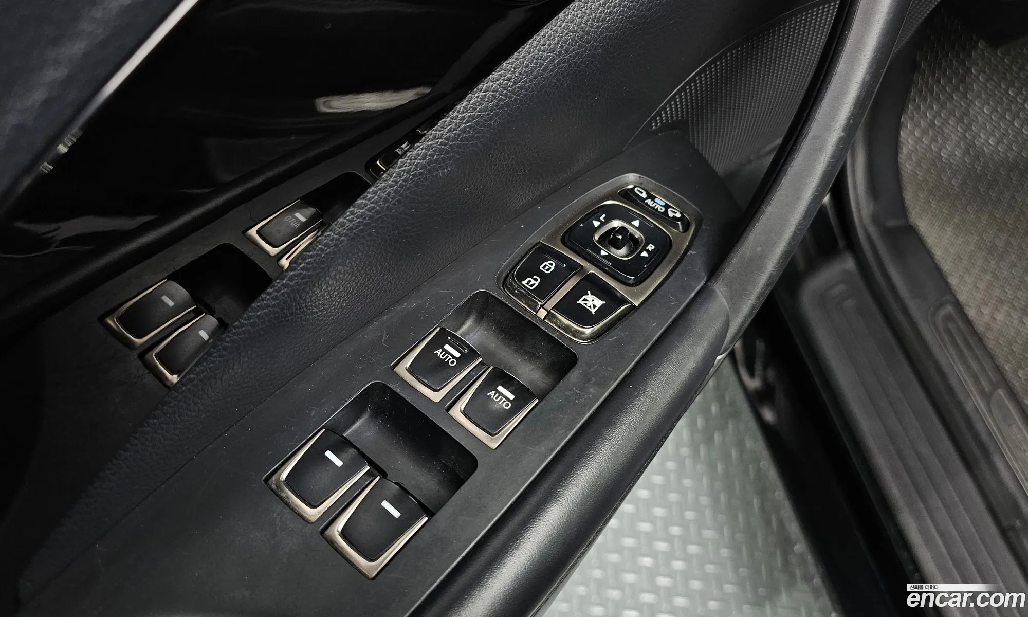 Hyundai Grandeur HG 2012 — 10