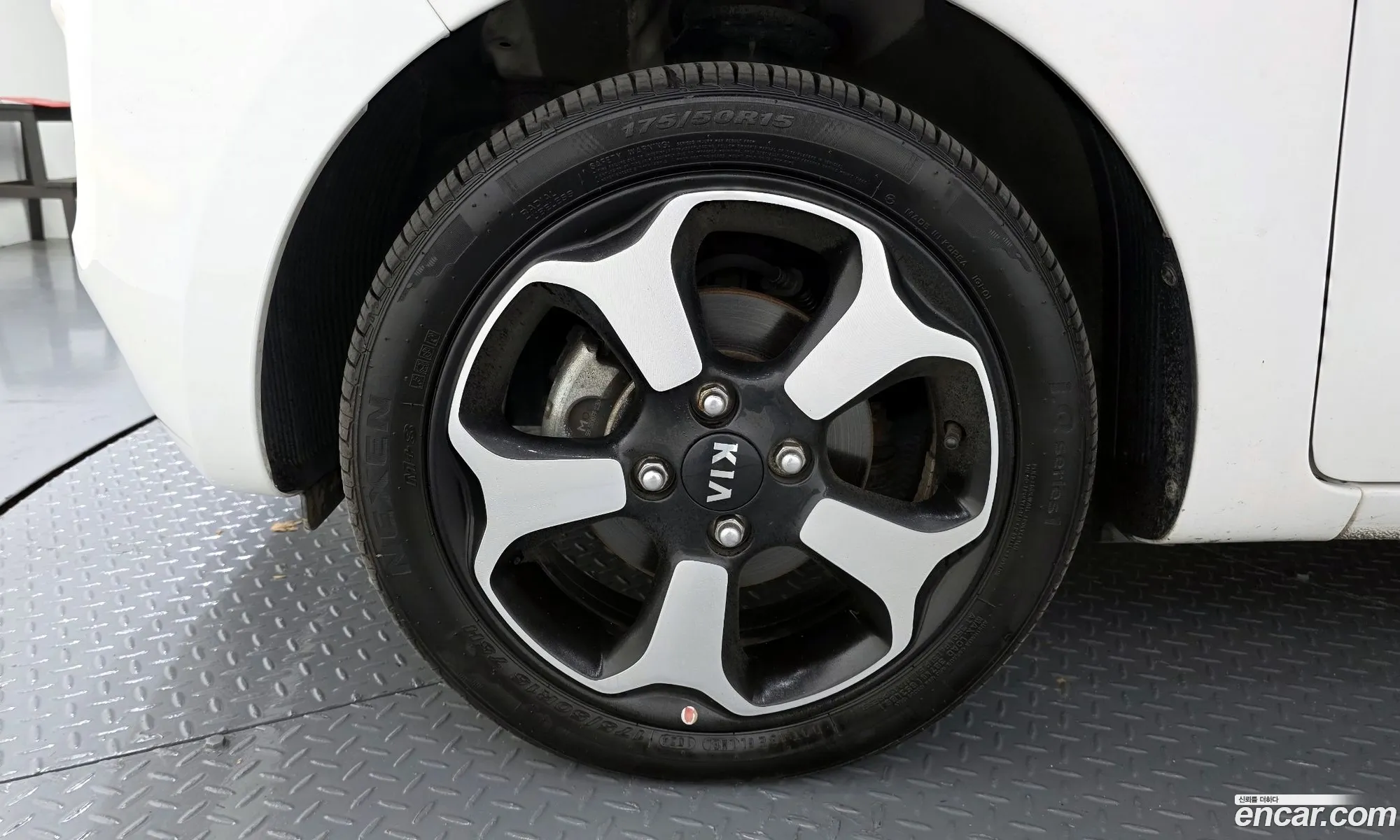 Kia Ray 2012 — 12