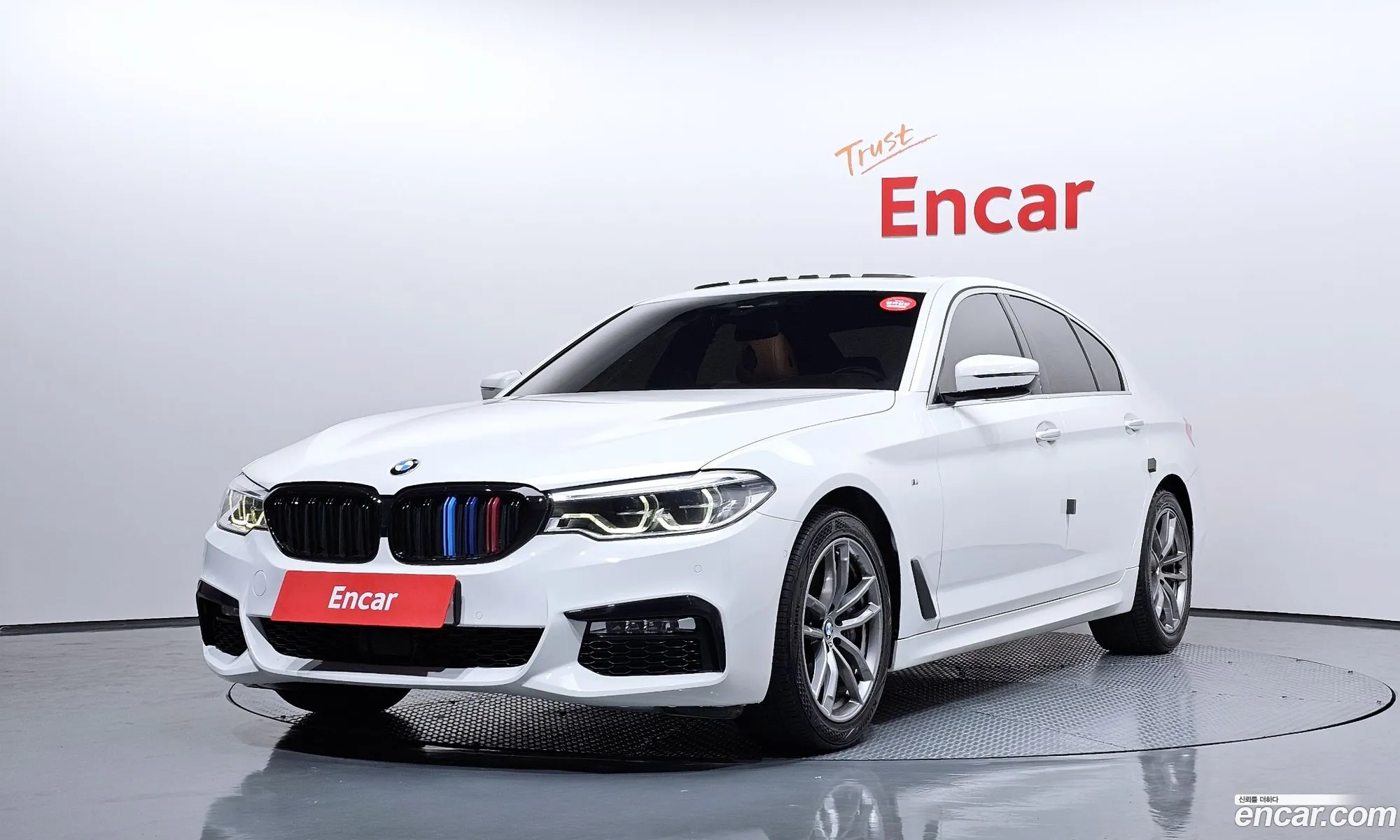 BMW 5 Series 2018 WBAJD3101JG970583 — 20